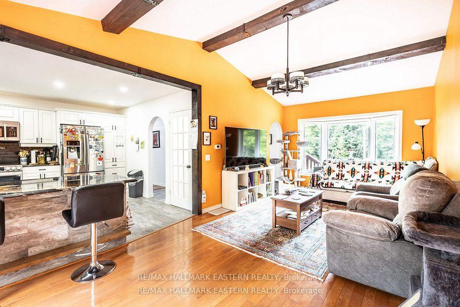 Photo 12 of 7 Juniper Isle Road, Kawartha Lakes, Coboconk — HOMEH