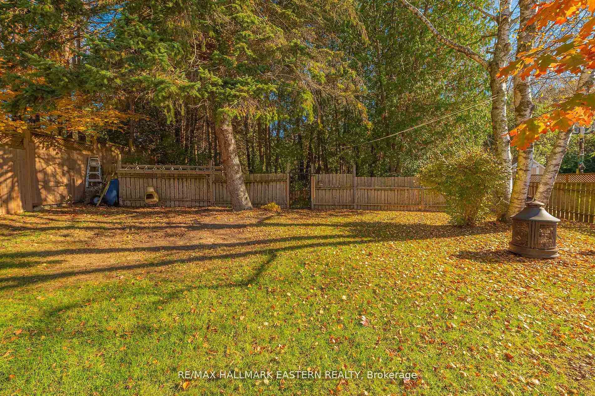 Photo 11 of 2839 Peter Street, Hamilton Township, Baltimore — HOMEH