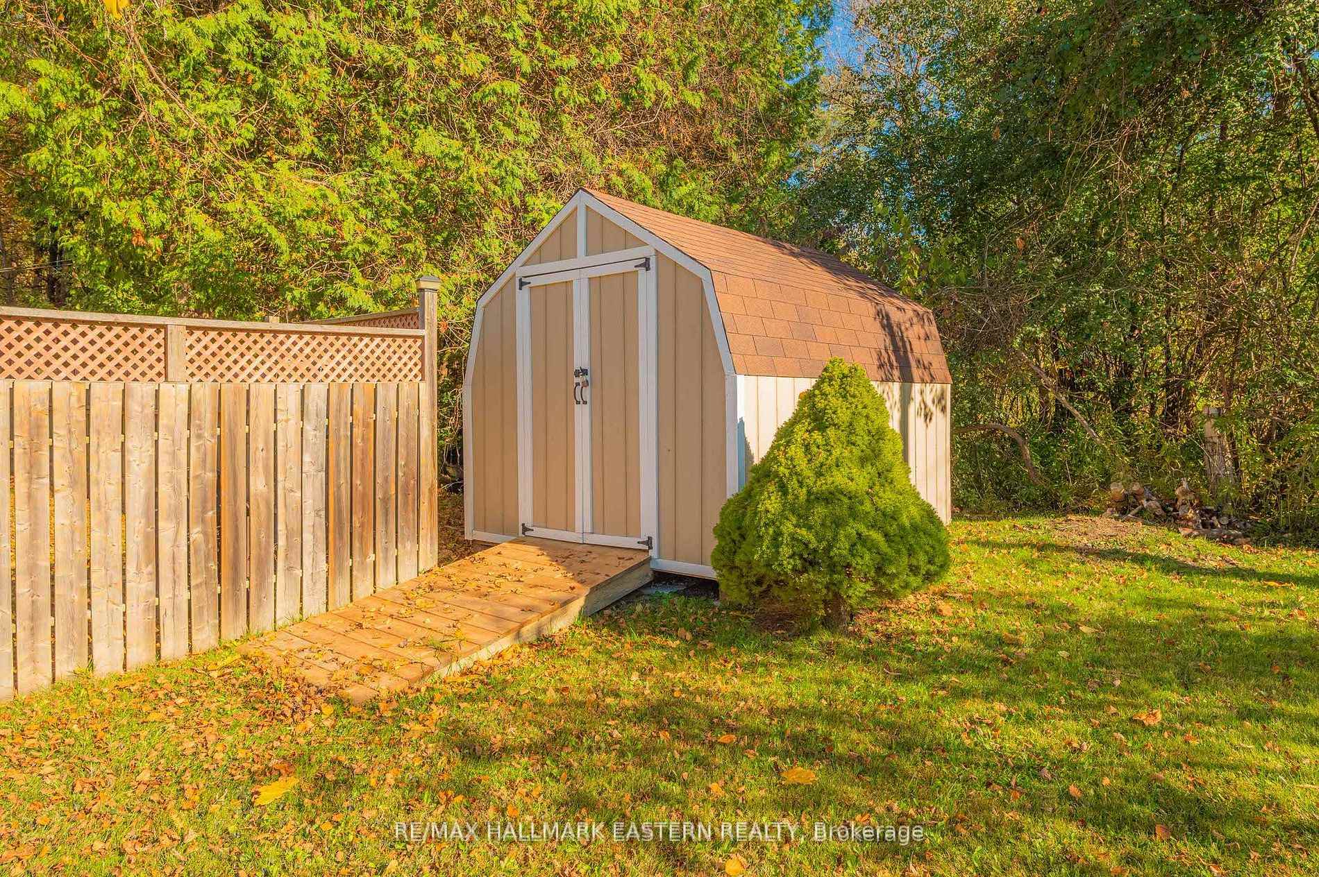 Photo 14 of 2839 Peter Street, Hamilton Township, Baltimore — HOMEH