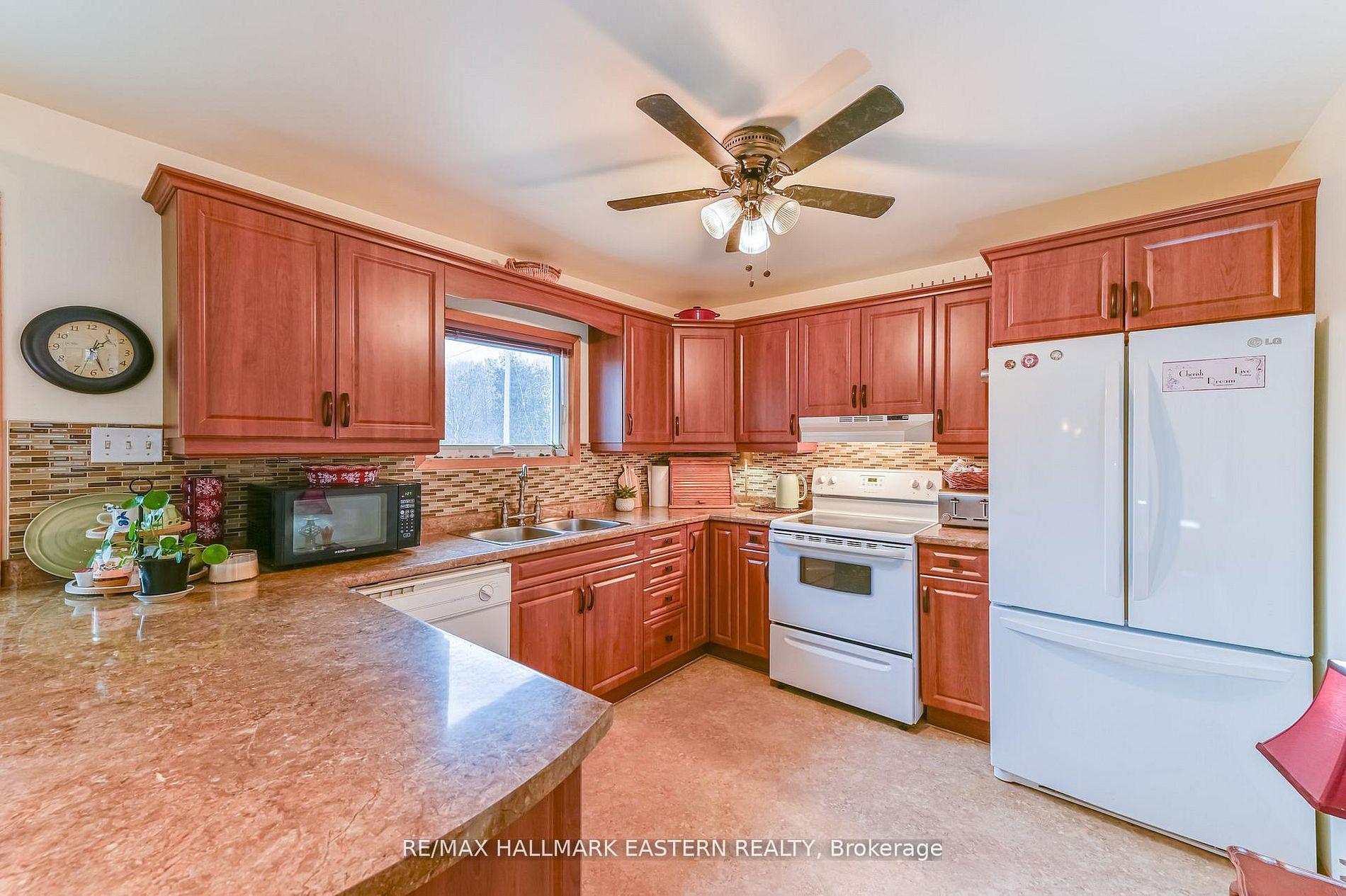 Photo 17 of 2839 Peter Street, Hamilton Township, Baltimore — HOMEH