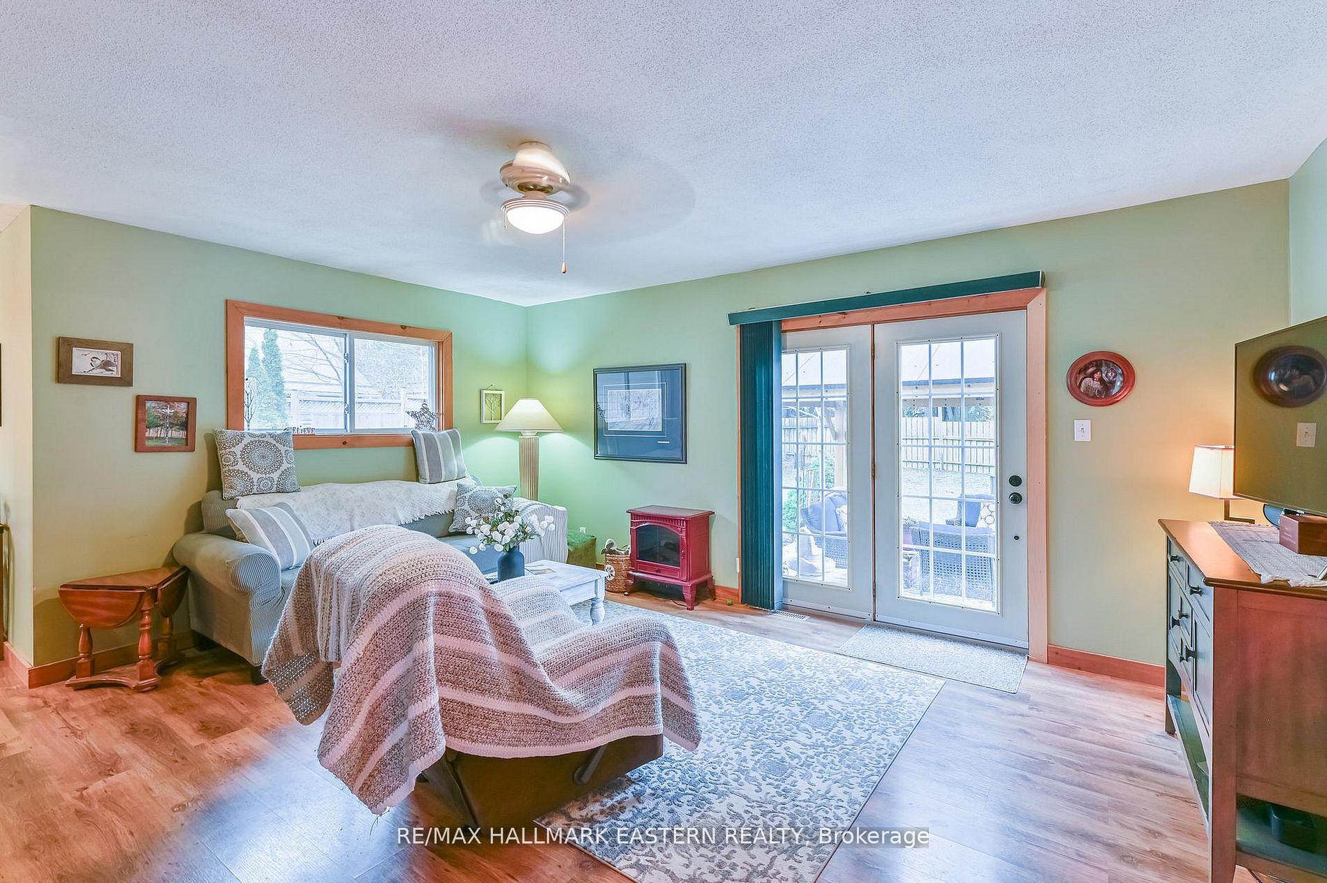 Photo 23 of 2839 Peter Street, Hamilton Township, Baltimore — HOMEH