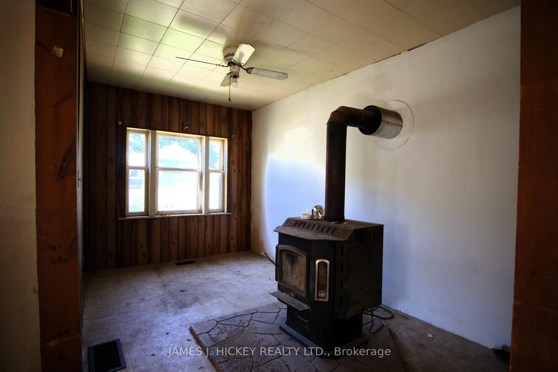Photo 11 of 979 Lea Street, Pembroke, Pembroke — HOMEH