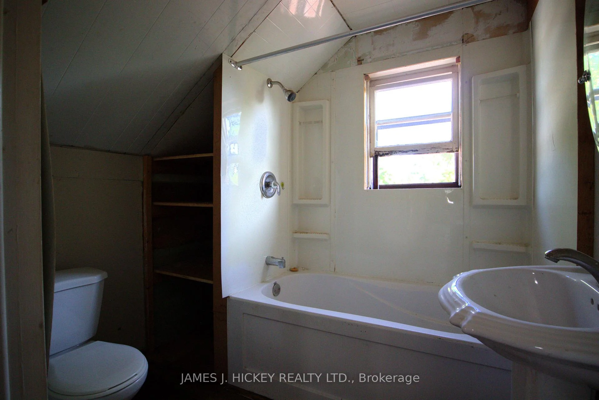 Photo 17 of 979 Lea Street, Pembroke, Pembroke — HOMEH