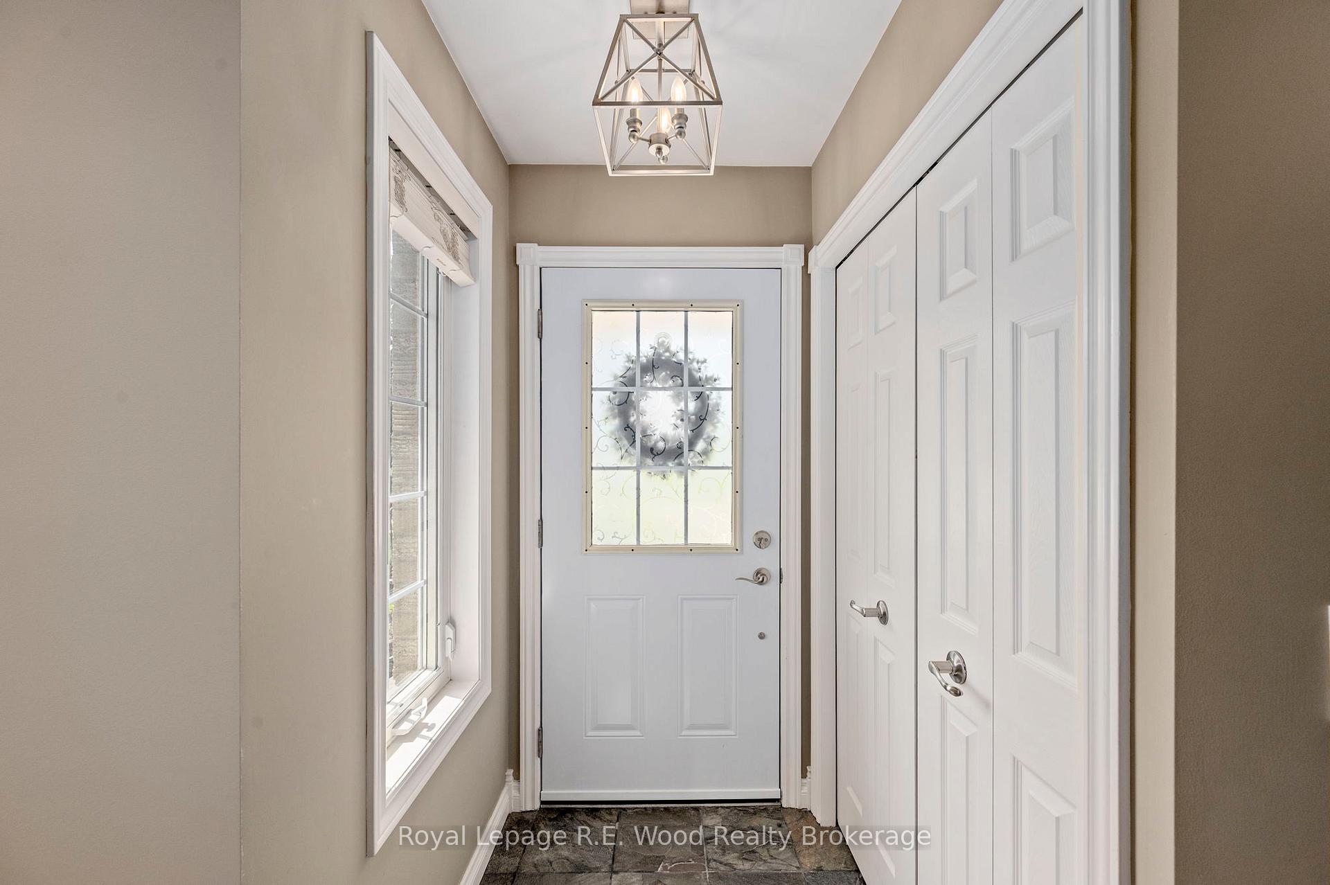 Photo 4 of 117 Allen Street, Tillsonburg — HOMEH