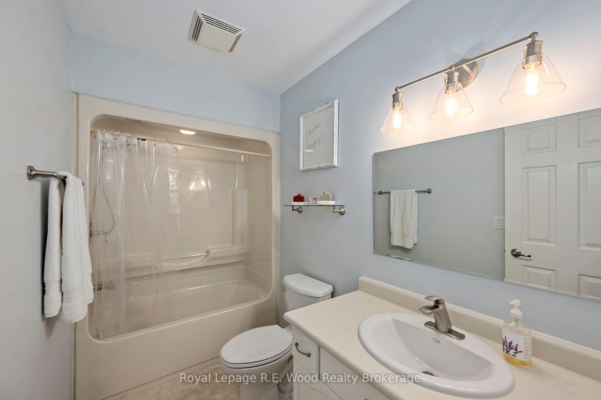 Photo 16 of 117 Allen Street, Tillsonburg — HOMEH