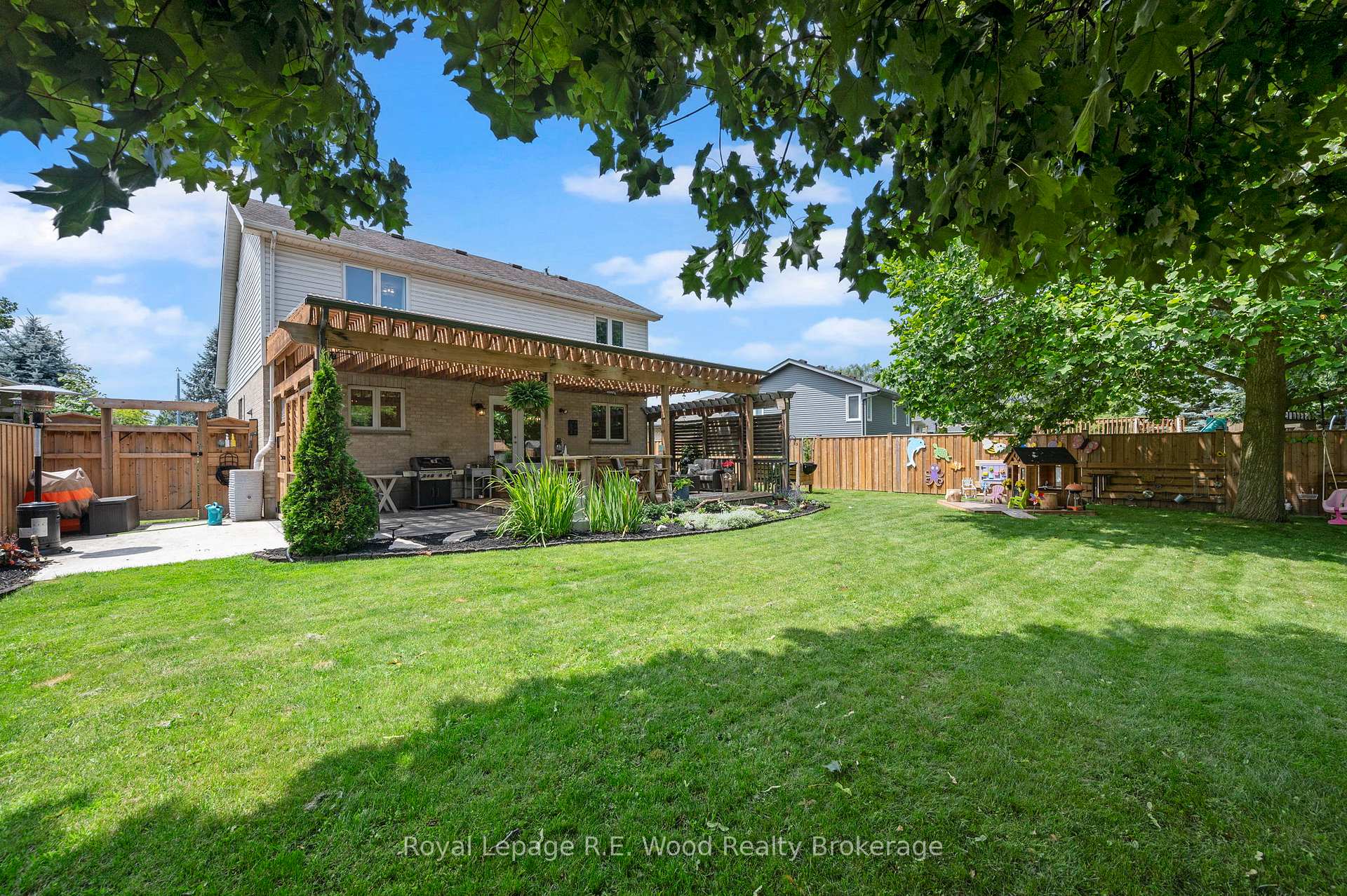Photo 29 of 117 Allen Street, Tillsonburg — HOMEH
