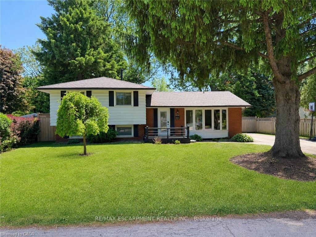 Photo 1 of 160 Council Crescent, Hamilton, Ancaster — HOMEH