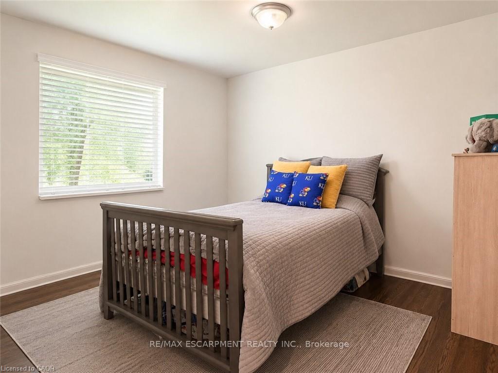Photo 19 of 160 Council Crescent, Hamilton, Ancaster — HOMEH