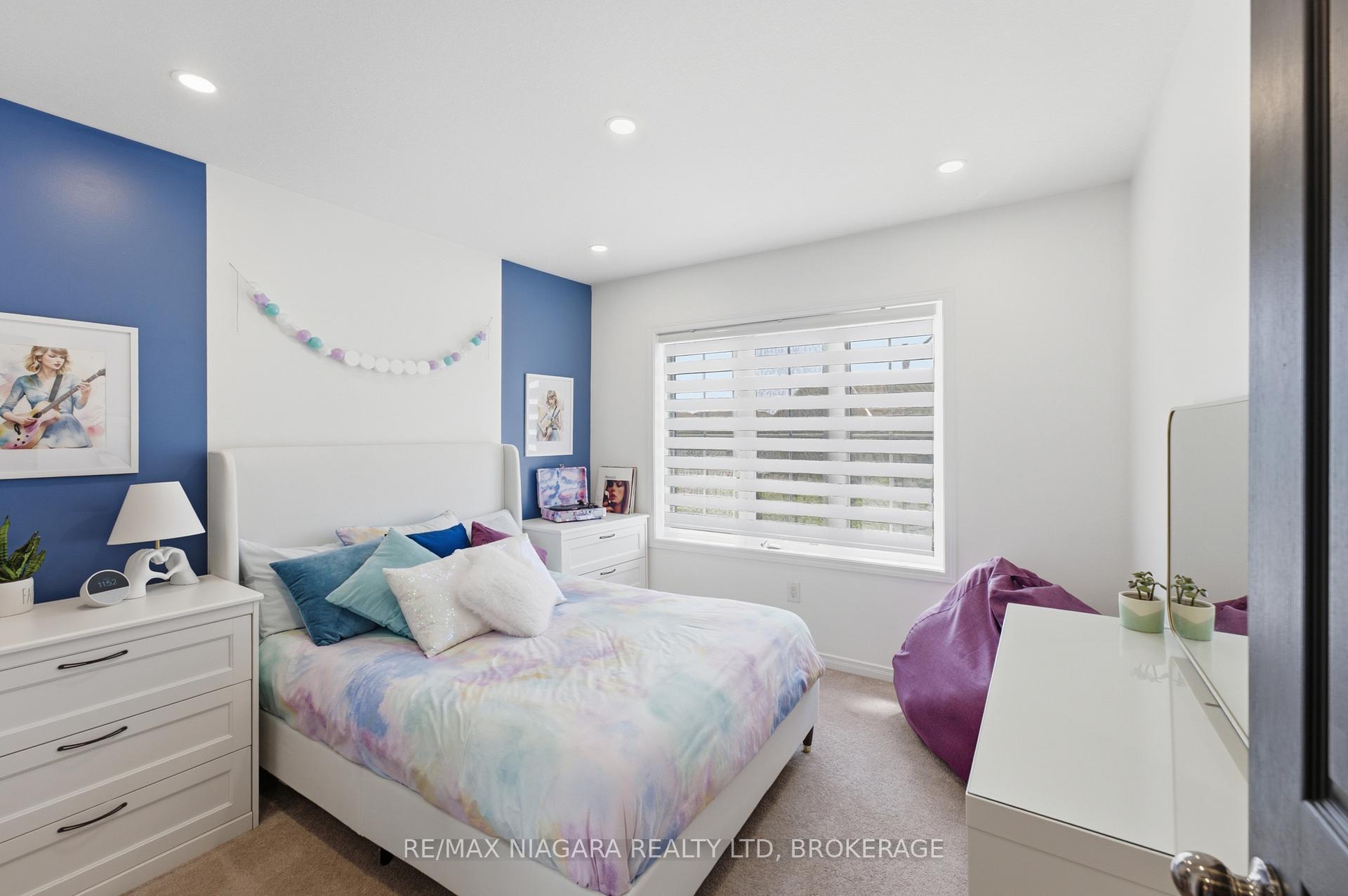 Photo 19 of 8571 Dogwood Crescent, Niagara Falls, Brown — HOMEH