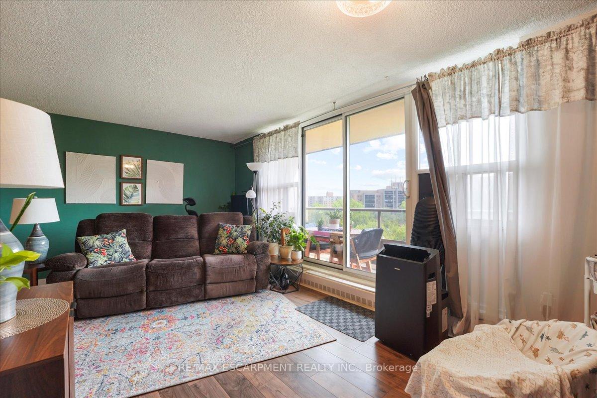 Photo 9 of Unit 801, 1966 Main Street W, Hamilton, Ainslie Wood — HOMEH