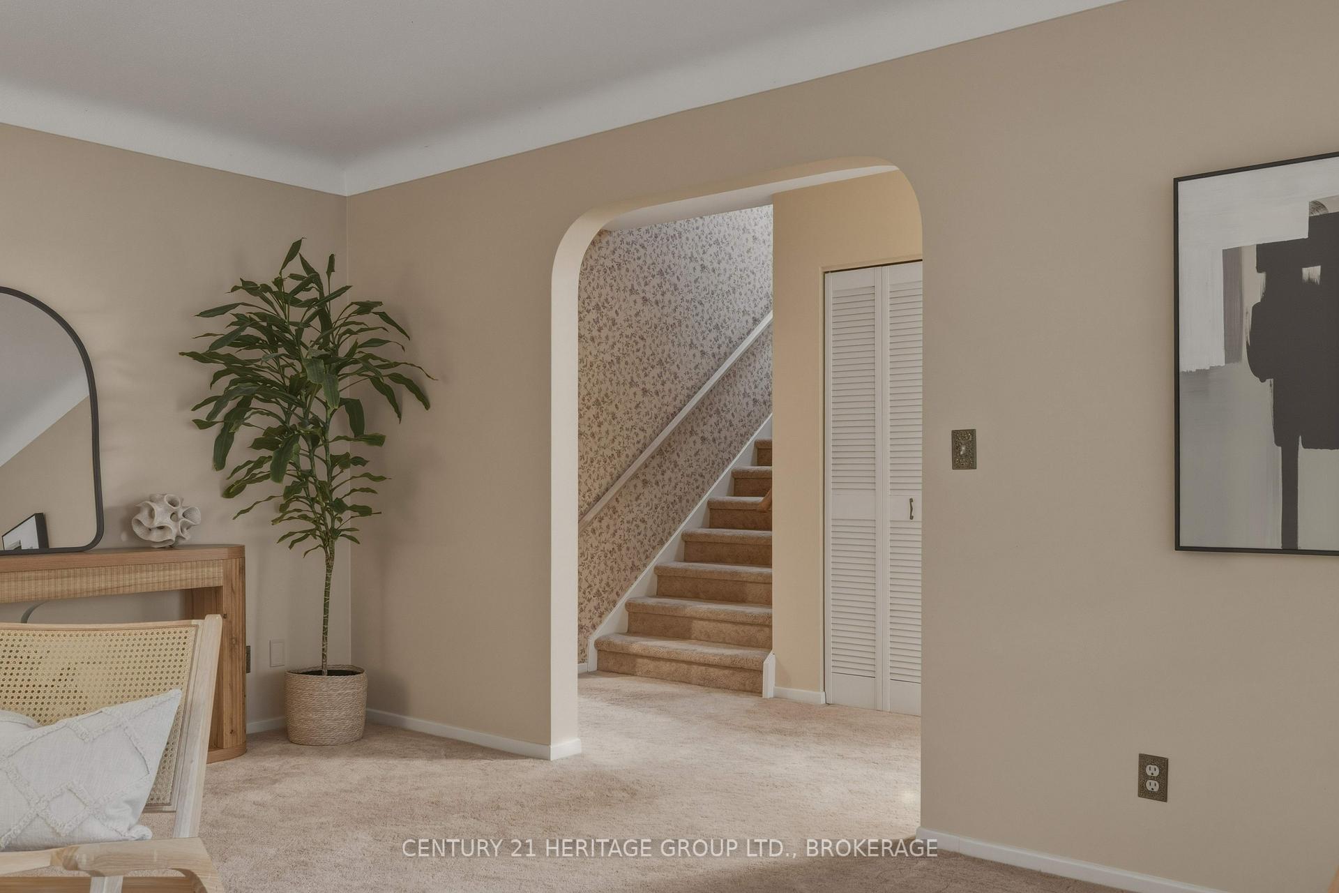 Photo 19 of 30 Lakeland Point Drive, Kingston, City SouthWest — HOMEH