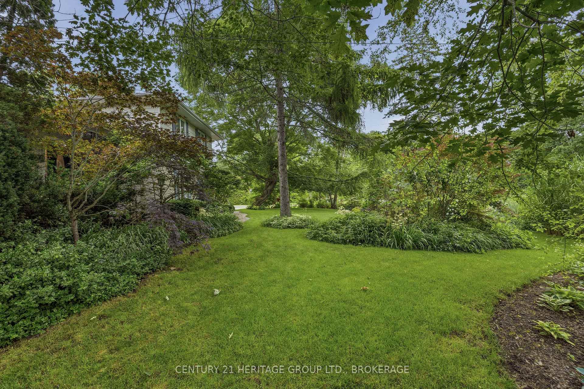 Photo 33 of 30 Lakeland Point Drive, Kingston, City SouthWest — HOMEH