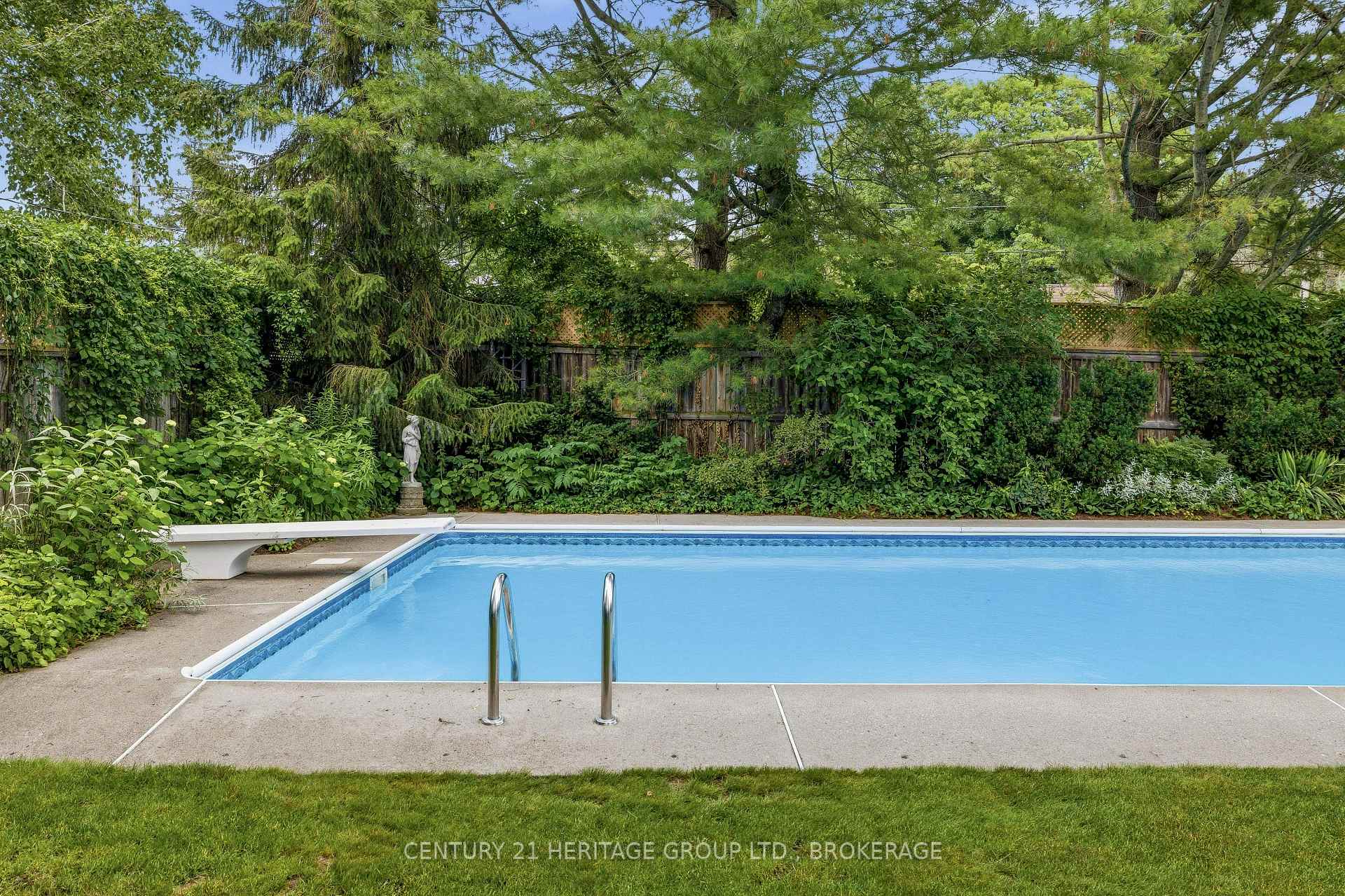 Photo 35 of 30 Lakeland Point Drive, Kingston, City SouthWest — HOMEH
