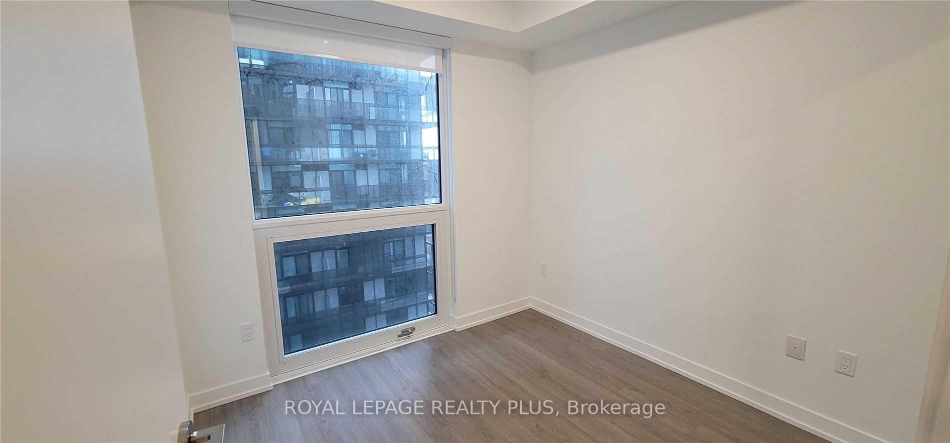 Photo 8 of Unit 1807, 39 Roehampton Avenue E, Toronto, Mount Pleasant West — HOMEH