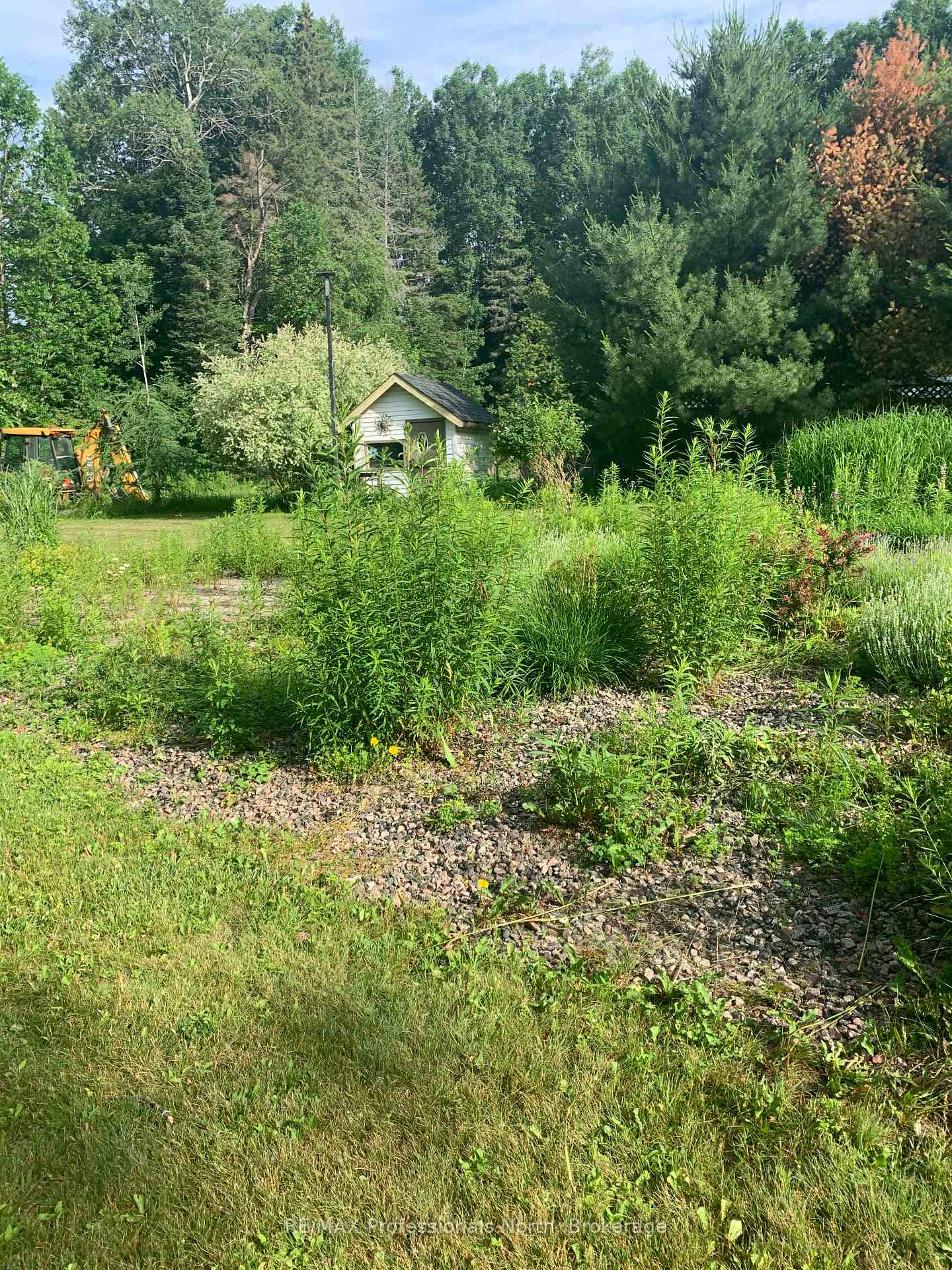 Photo 12 of 2075 Wigamog Road, Dysart et al, Dysart — HOMEH