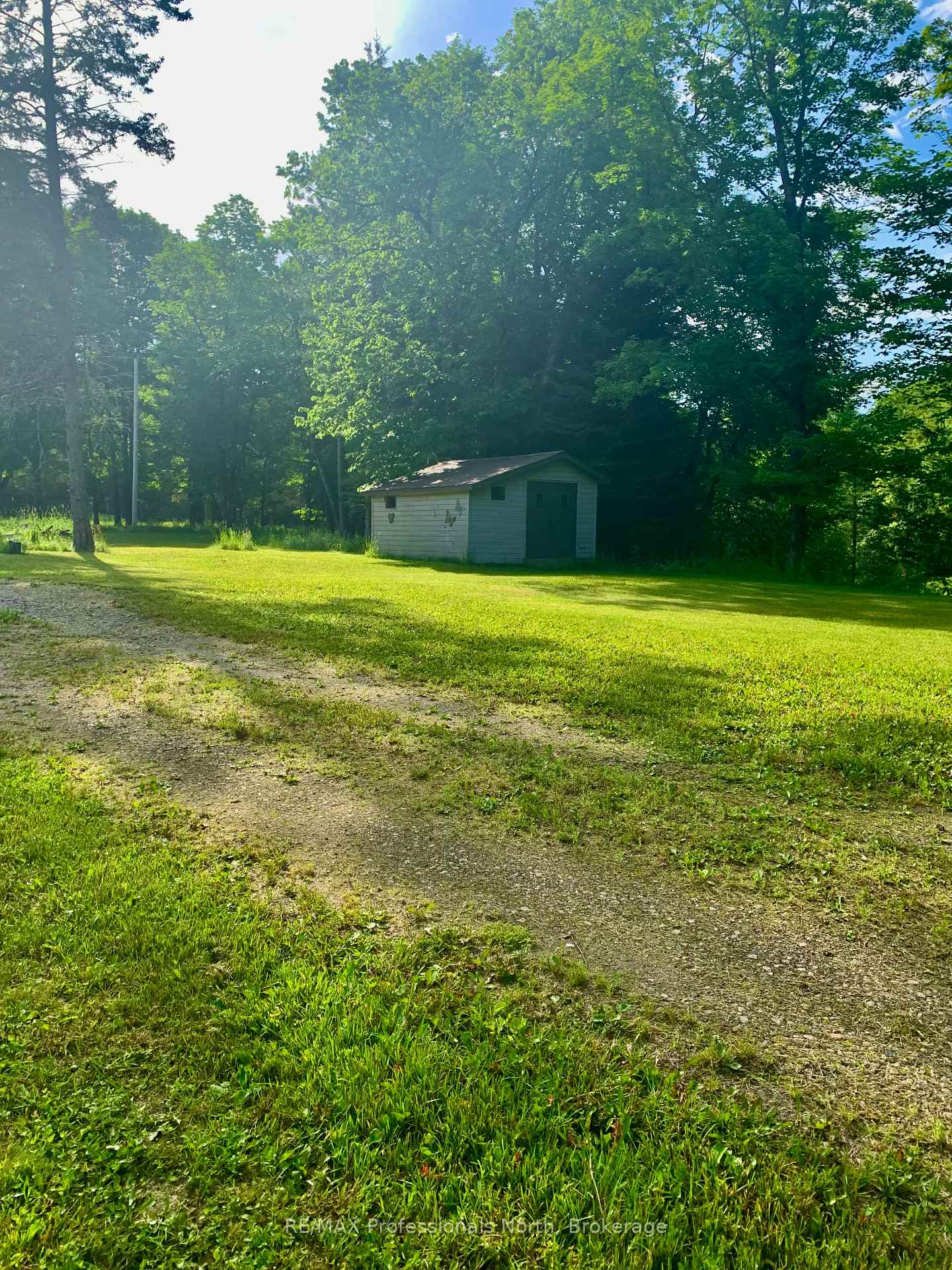 Photo 16 of 2075 Wigamog Road, Dysart et al, Dysart — HOMEH