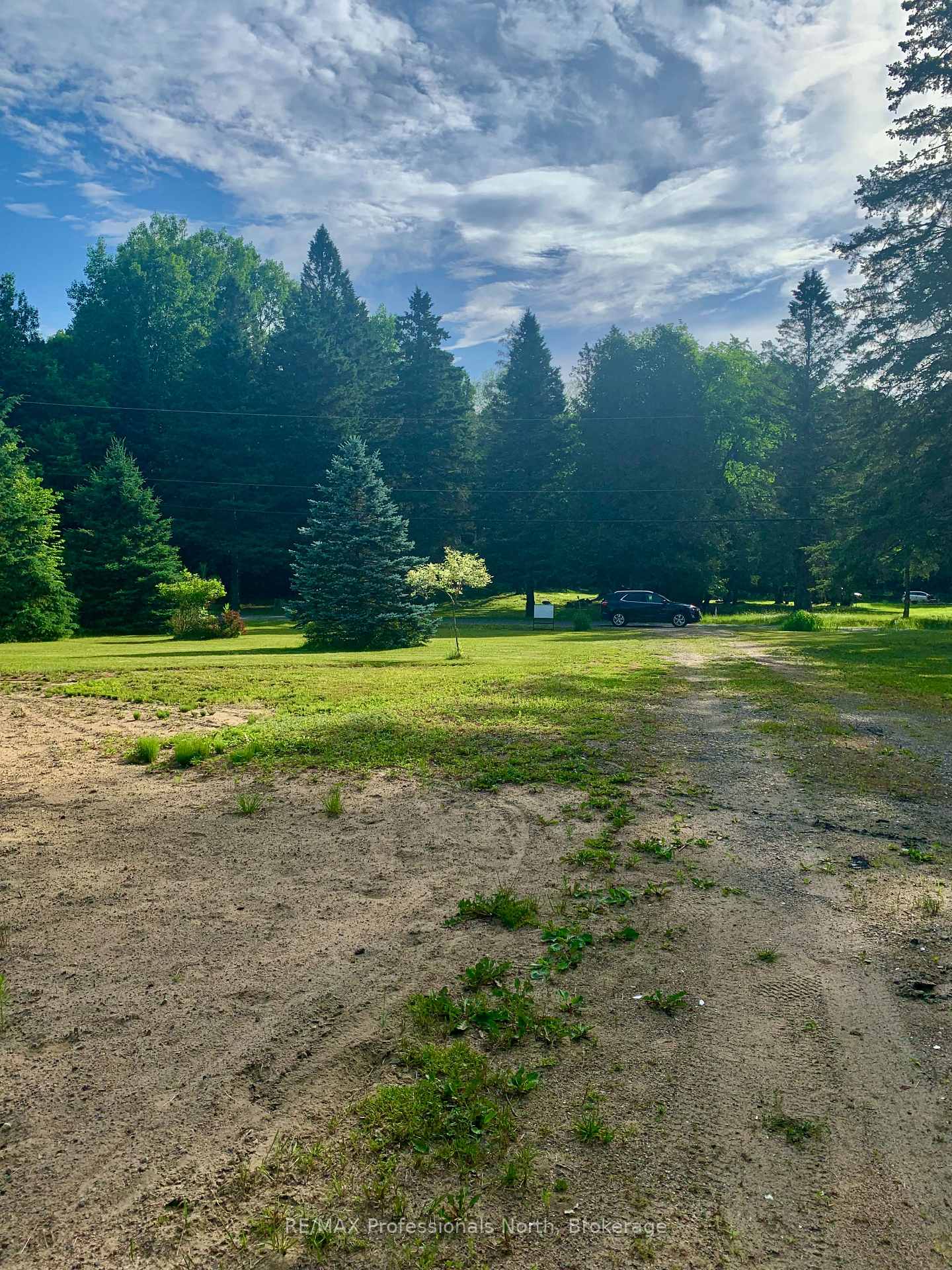 Photo 19 of 2075 Wigamog Road, Dysart et al, Dysart — HOMEH