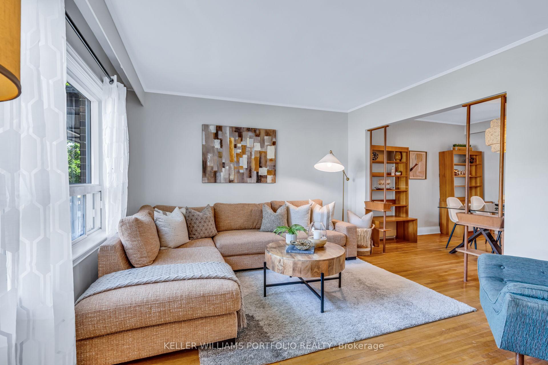 Photo 1 of 210 Bicknell Avenue, Toronto, Keelesdale-Eglinton West — HOMEH