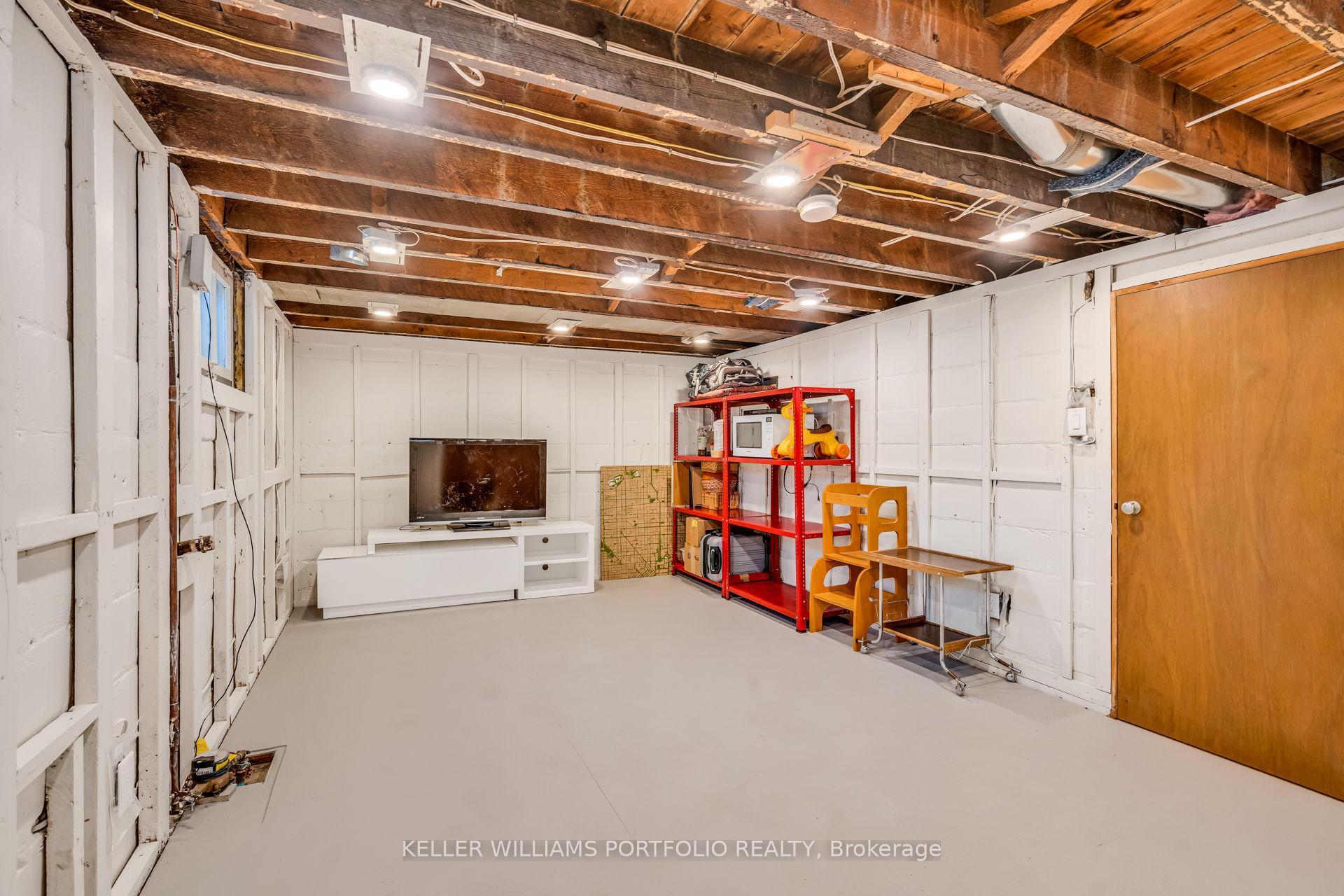 Photo 22 of 210 Bicknell Avenue, Toronto, Keelesdale-Eglinton West — HOMEH