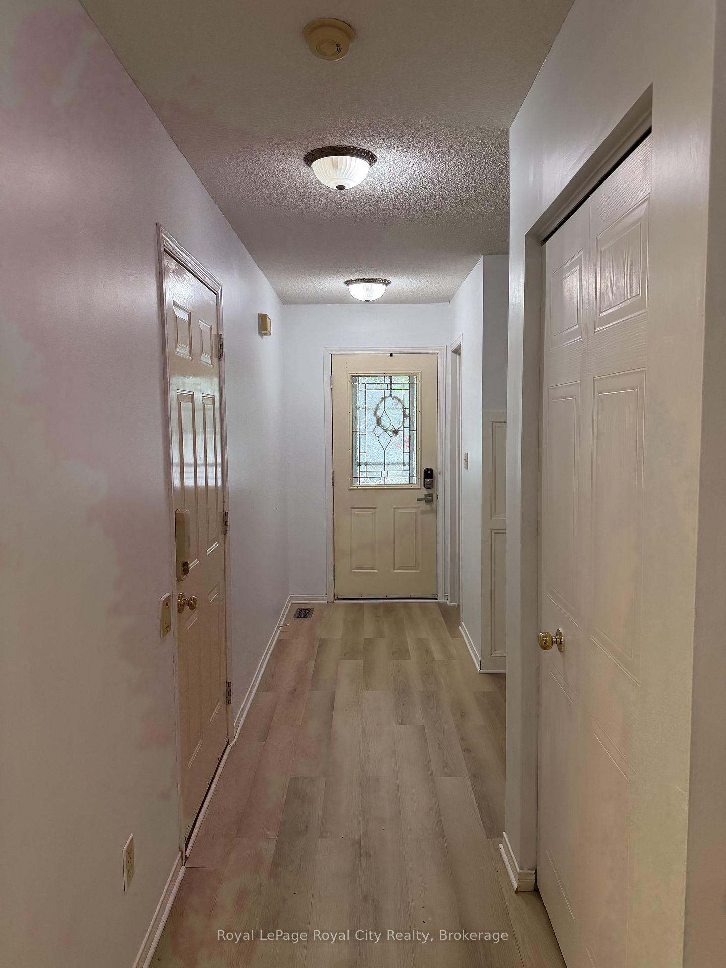 Photo 11 of 206 Rickson Avenue, Guelph, Kortright West — HOMEH