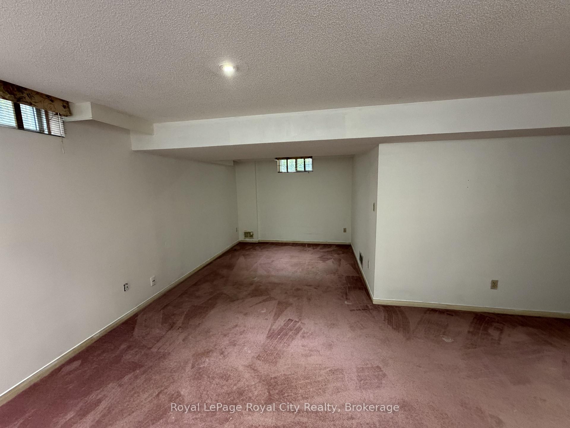 Photo 24 of 206 Rickson Avenue, Guelph, Kortright West — HOMEH