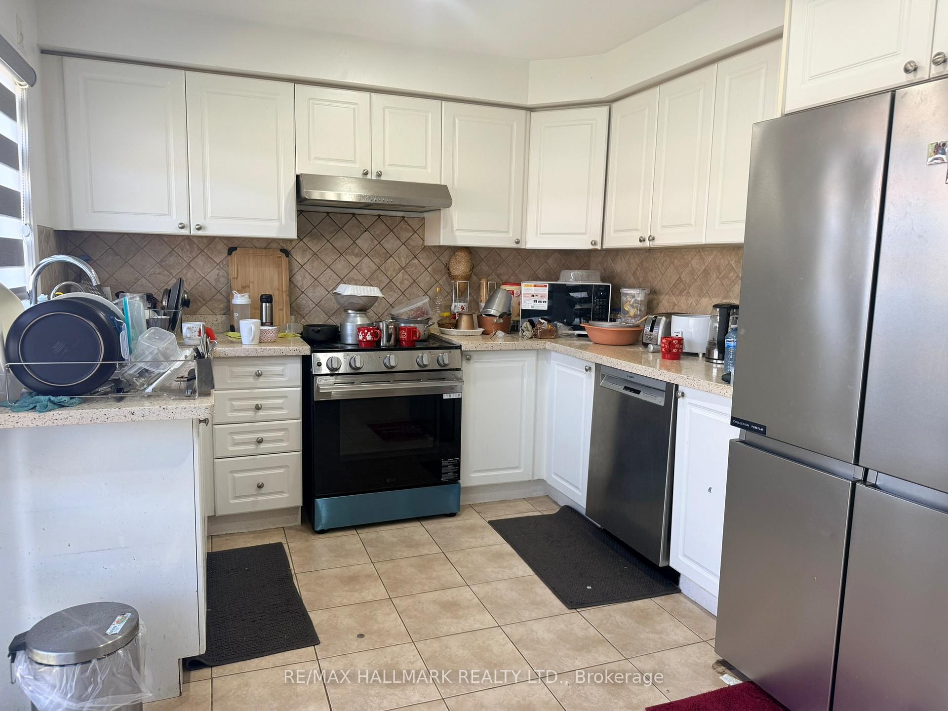 Photo 9 of 46 Hyacinth Crescent, Scarborough, Rouge — HOMEH