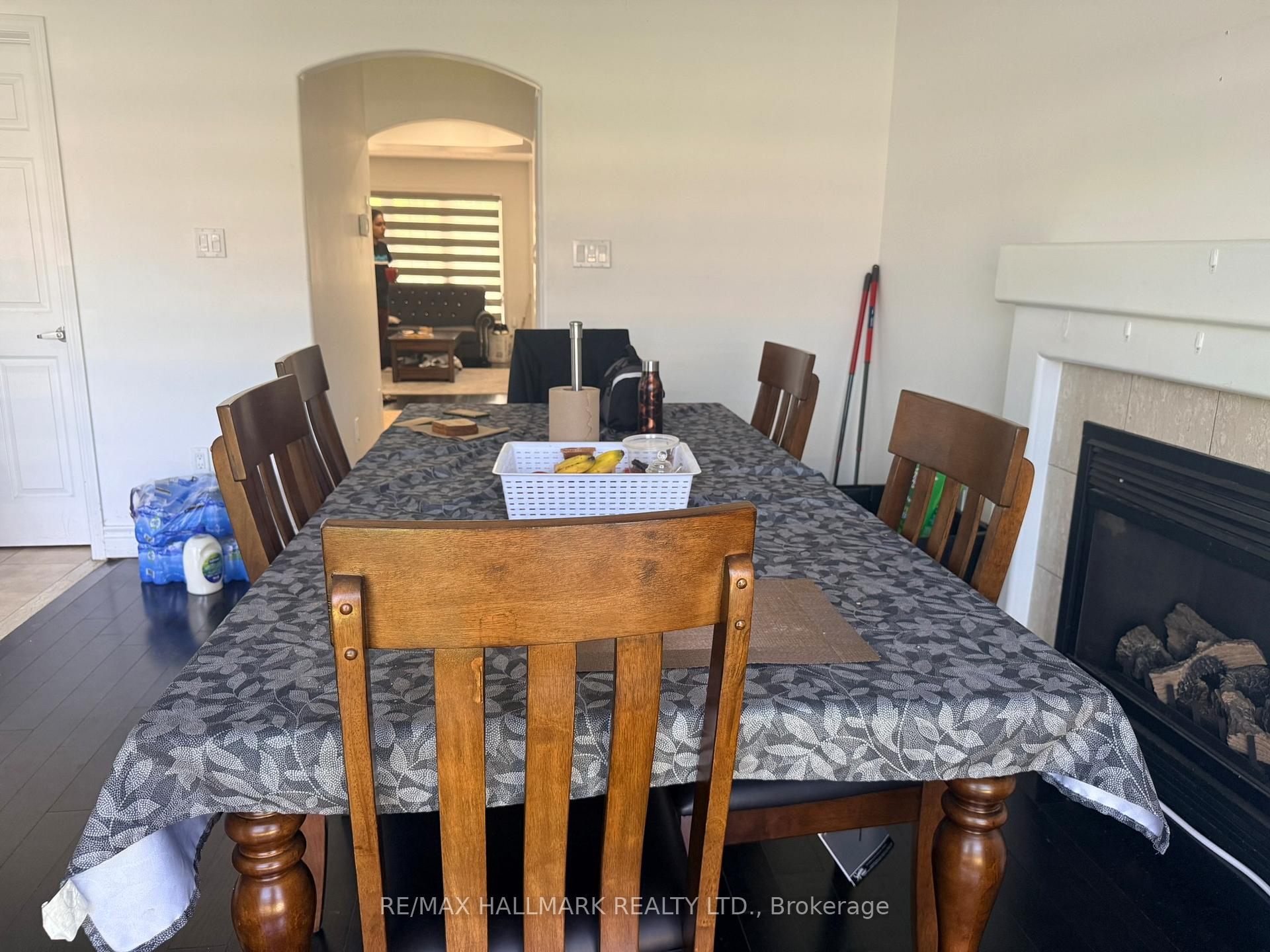 Photo 12 of 46 Hyacinth Crescent, Scarborough, Rouge — HOMEH