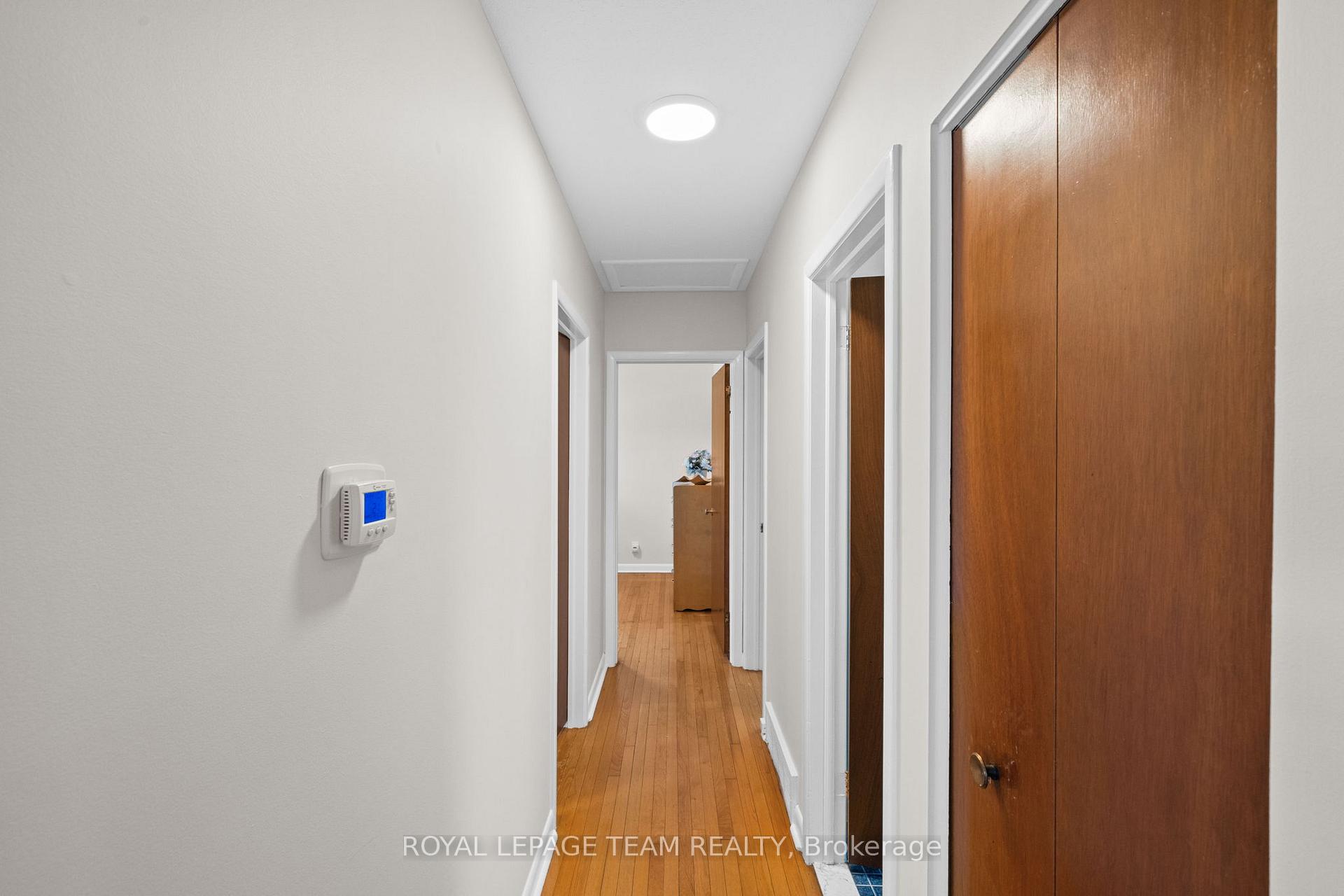 Photo 17 of 1131 Deer Park Road, Ottawa, City View/Skyline/Fisher Heights/Parkwood Hills — HOMEH