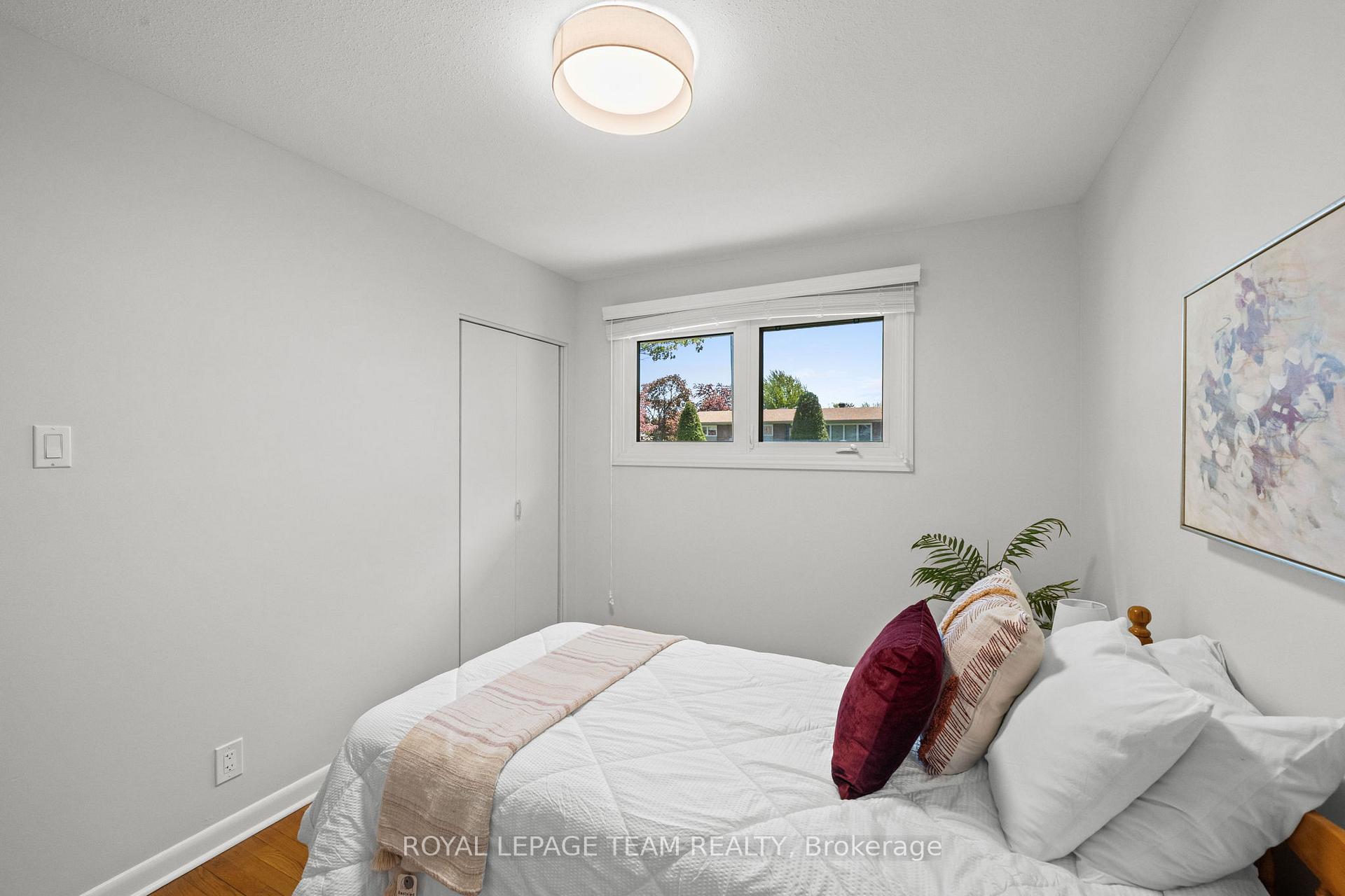 Photo 26 of 1131 Deer Park Road, Ottawa, City View/Skyline/Fisher Heights/Parkwood Hills — HOMEH