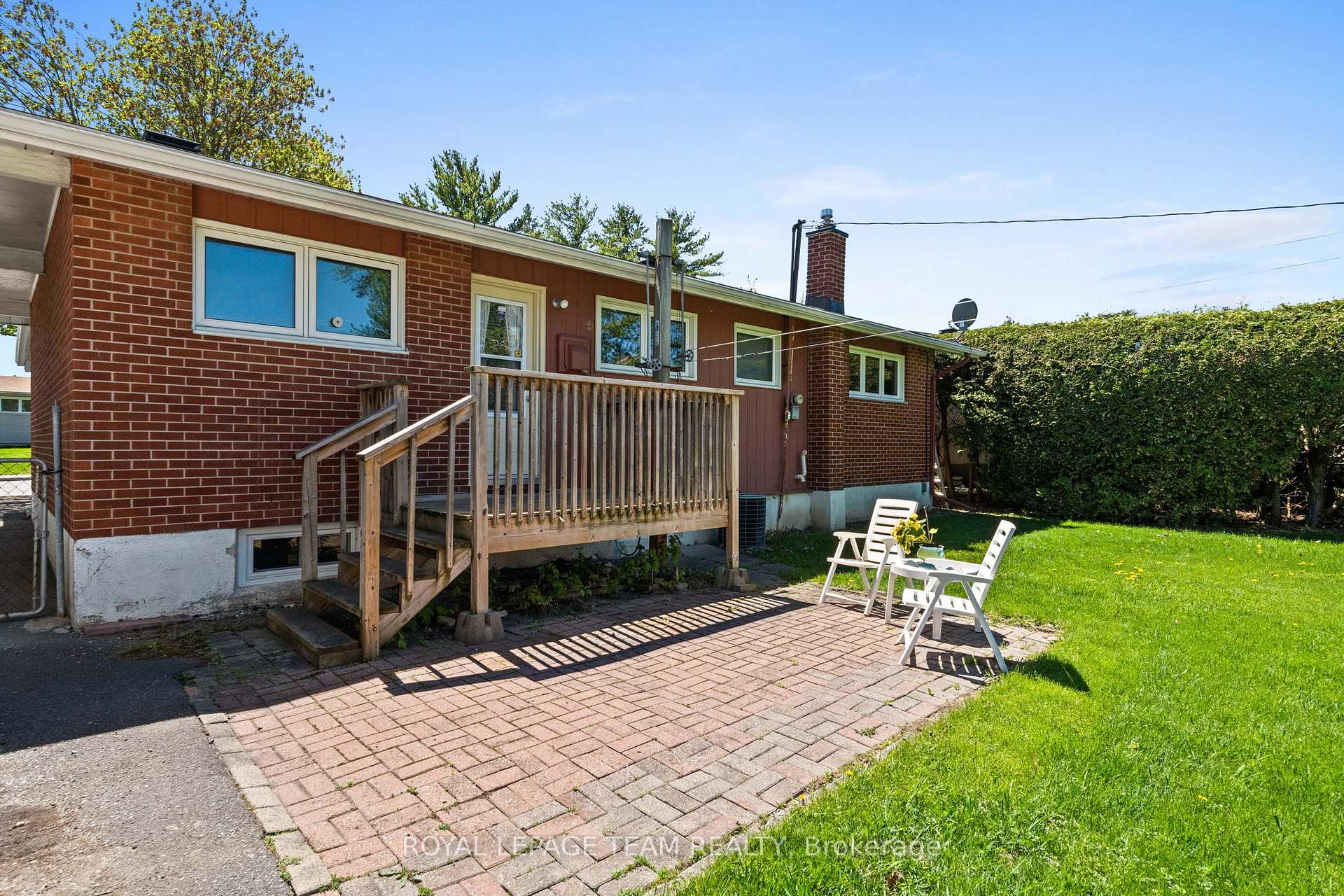 Photo 37 of 1131 Deer Park Road, Ottawa, City View/Skyline/Fisher Heights/Parkwood Hills — HOMEH