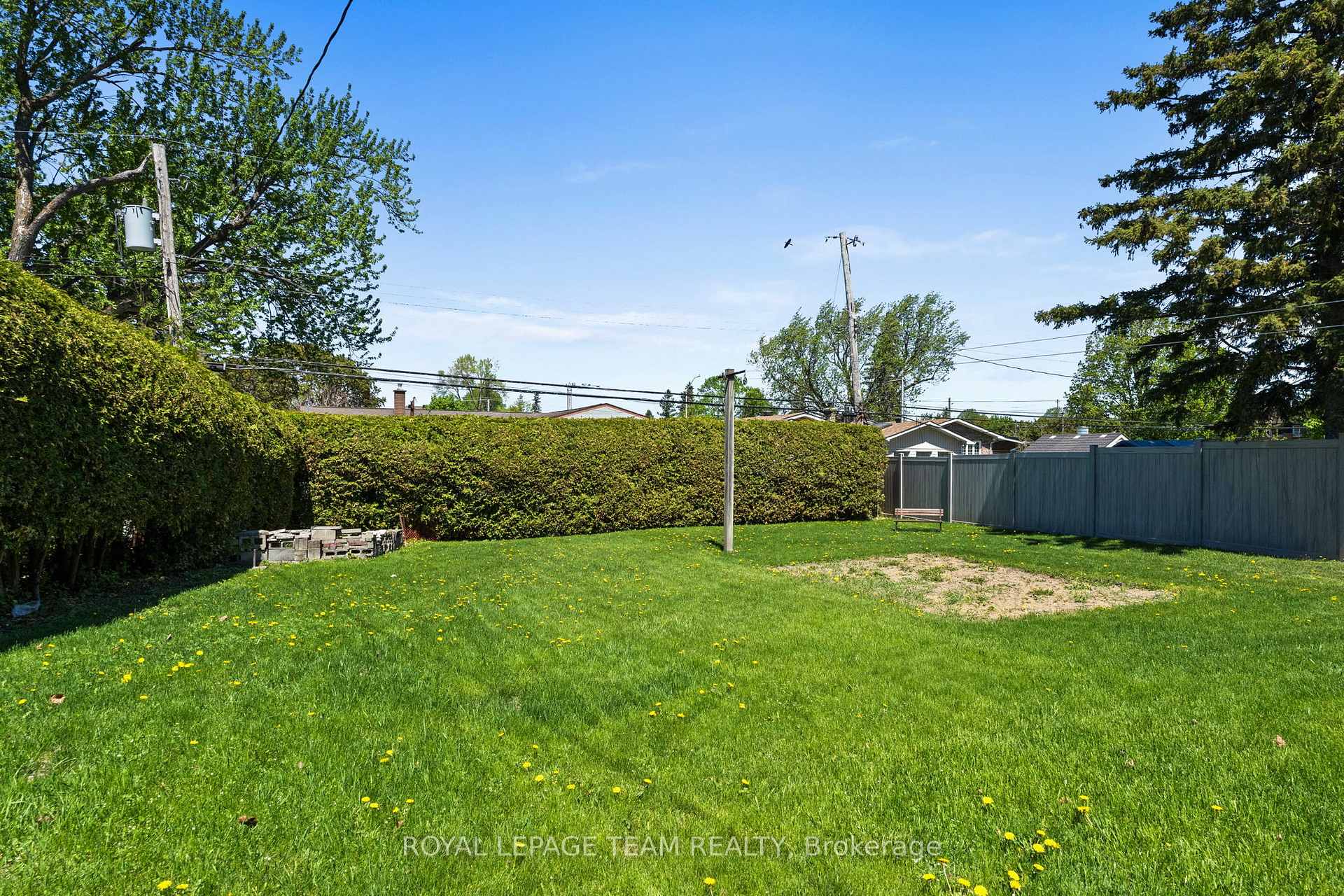 Photo 41 of 1131 Deer Park Road, Ottawa, City View/Skyline/Fisher Heights/Parkwood Hills — HOMEH