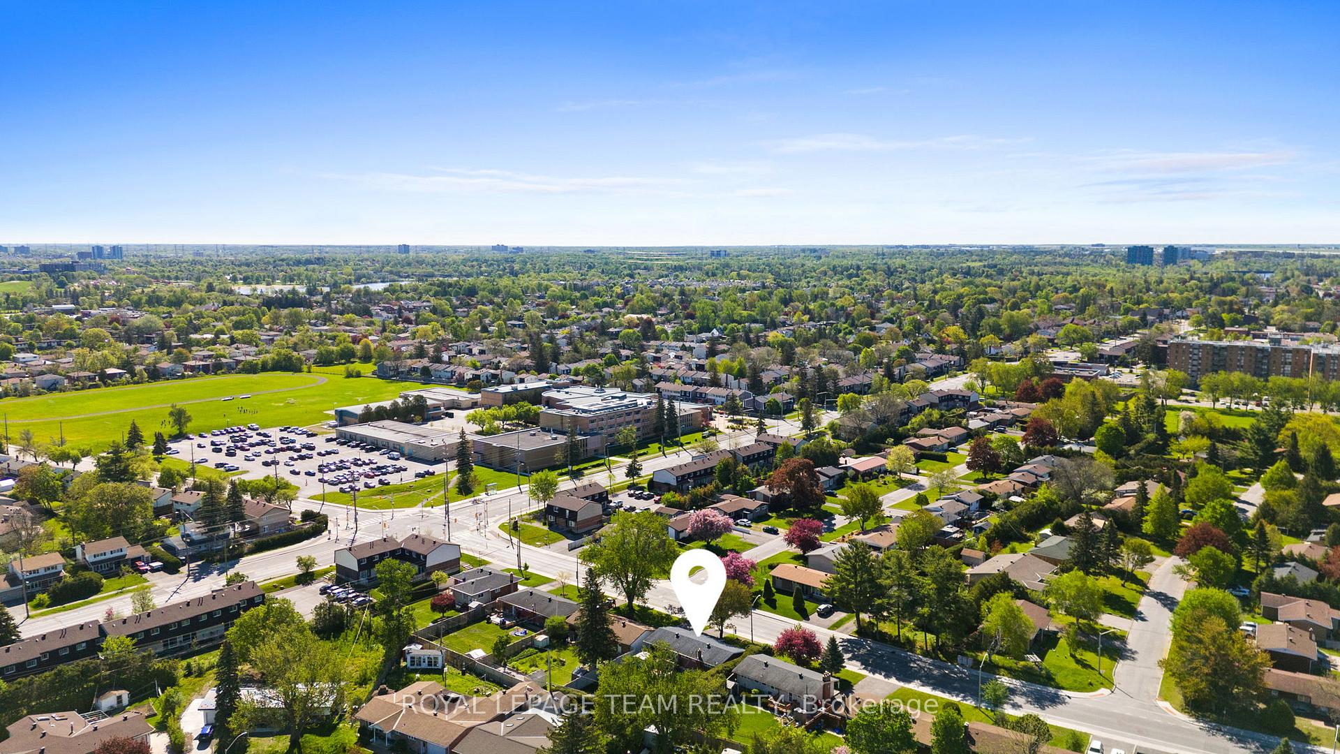 Photo 46 of 1131 Deer Park Road, Ottawa, City View/Skyline/Fisher Heights/Parkwood Hills — HOMEH