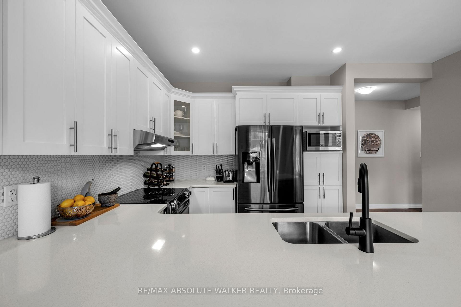 Photo 11 of 504 Des Genevriers Street, Ottawa, Avalon West — HOMEH