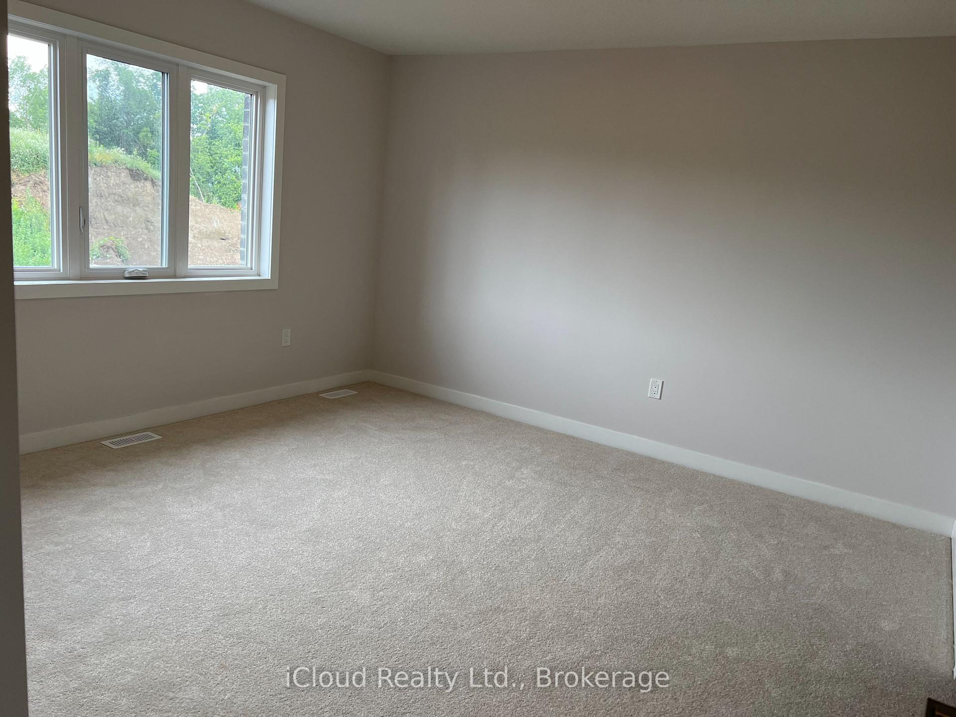 Photo 11 of 14 Bird Street E, Norfolk, Simcoe — HOMEH