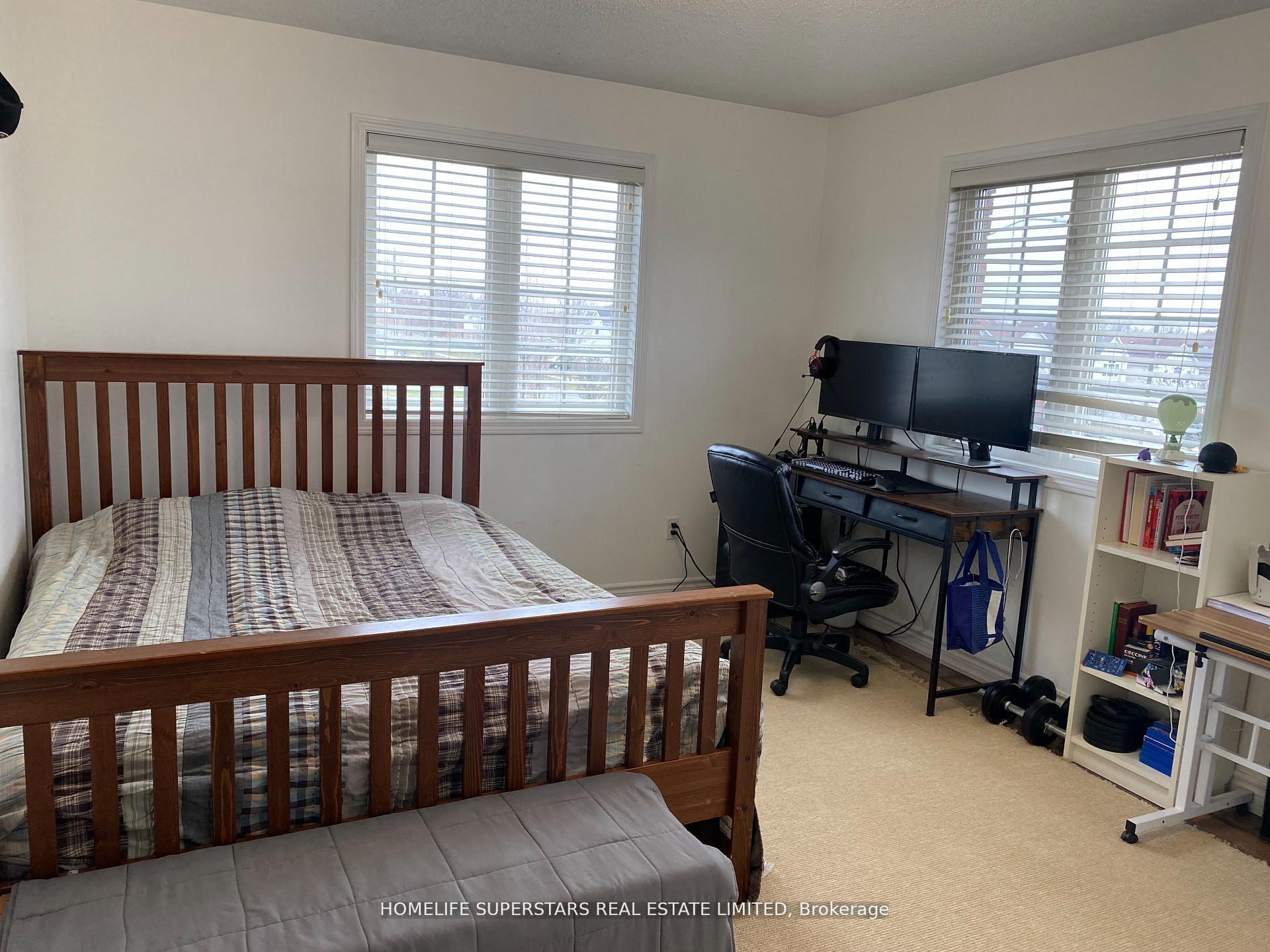 Photo 8 of 1316 Macinally Court, Oshawa, Pinecrest — HOMEH