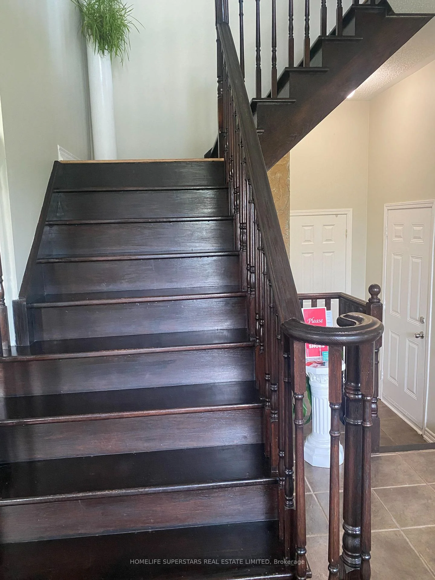 Photo 14 of 1316 Macinally Court, Oshawa, Pinecrest — HOMEH