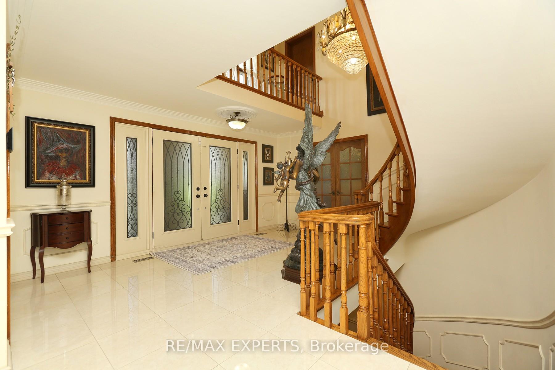 Photo 4 of 57 Francis Street, Vaughan, East Woodbridge — HOMEH