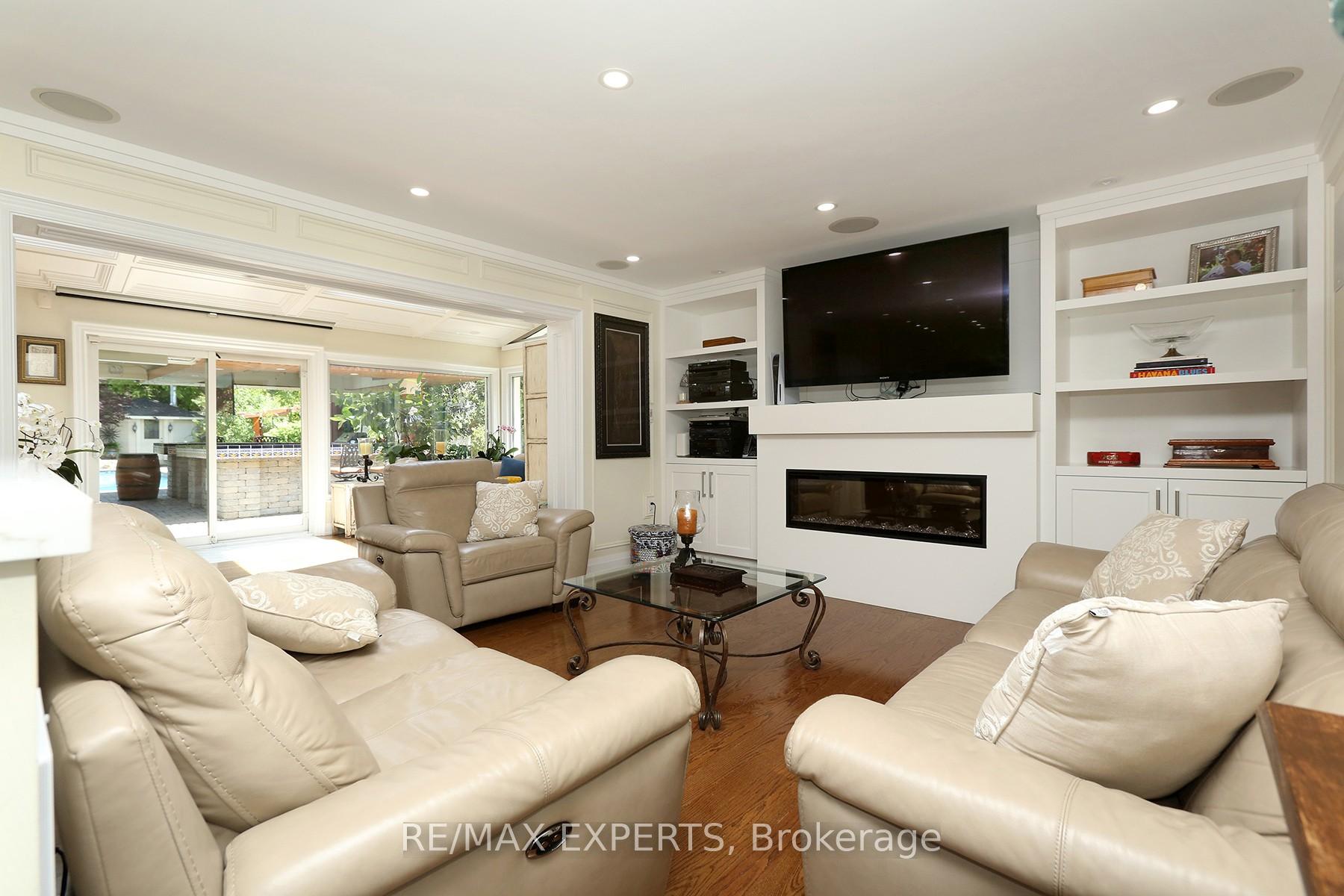 Photo 5 of 57 Francis Street, Vaughan, East Woodbridge — HOMEH