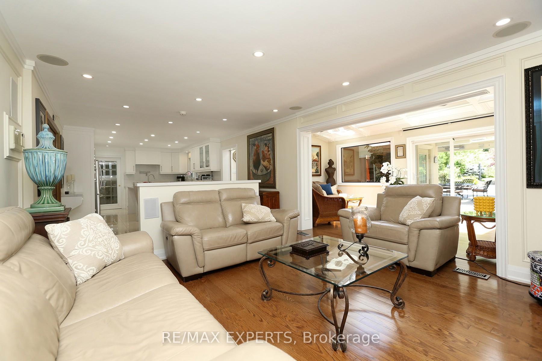 Photo 6 of 57 Francis Street, Vaughan, East Woodbridge — HOMEH