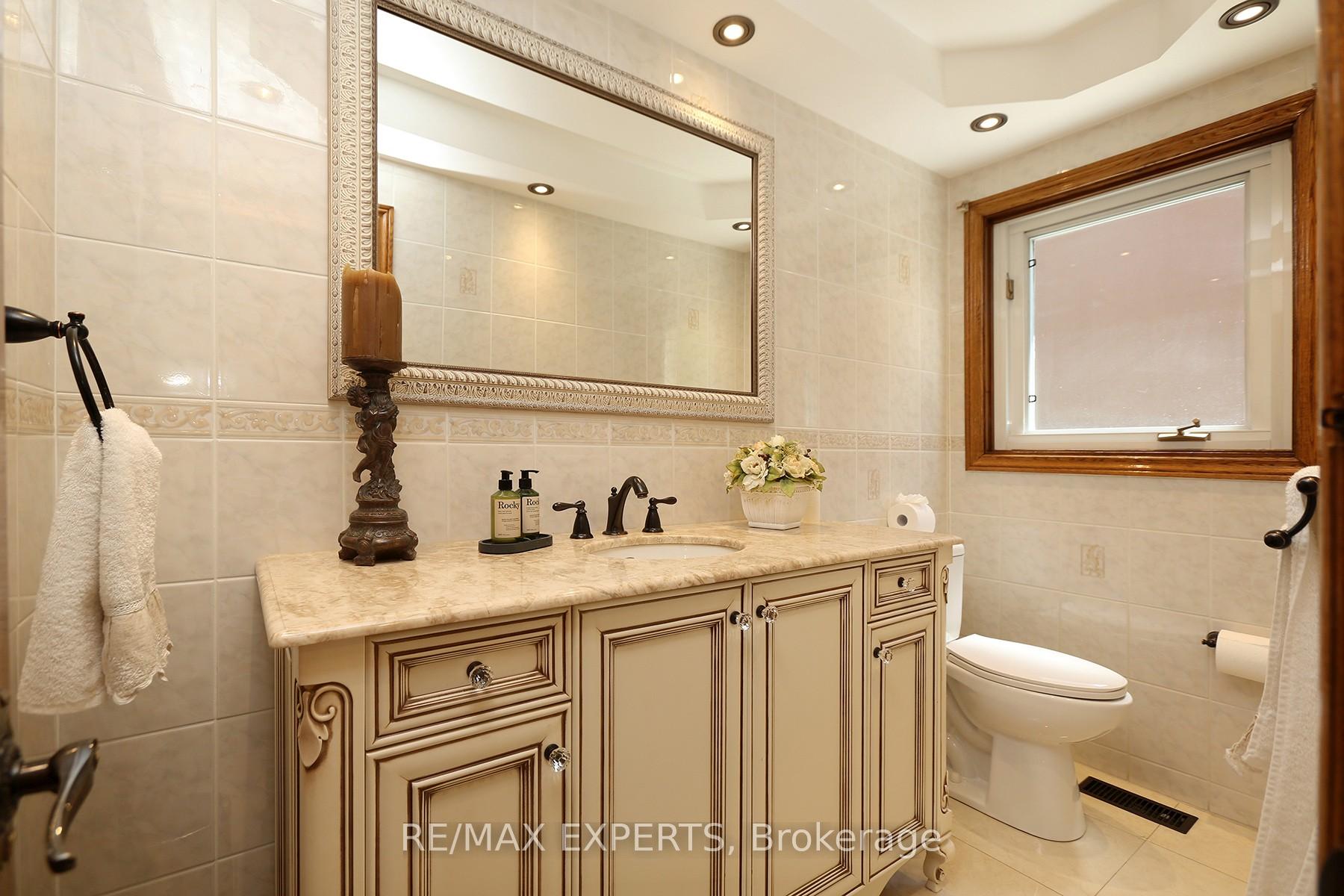 Photo 15 of 57 Francis Street, Vaughan, East Woodbridge — HOMEH