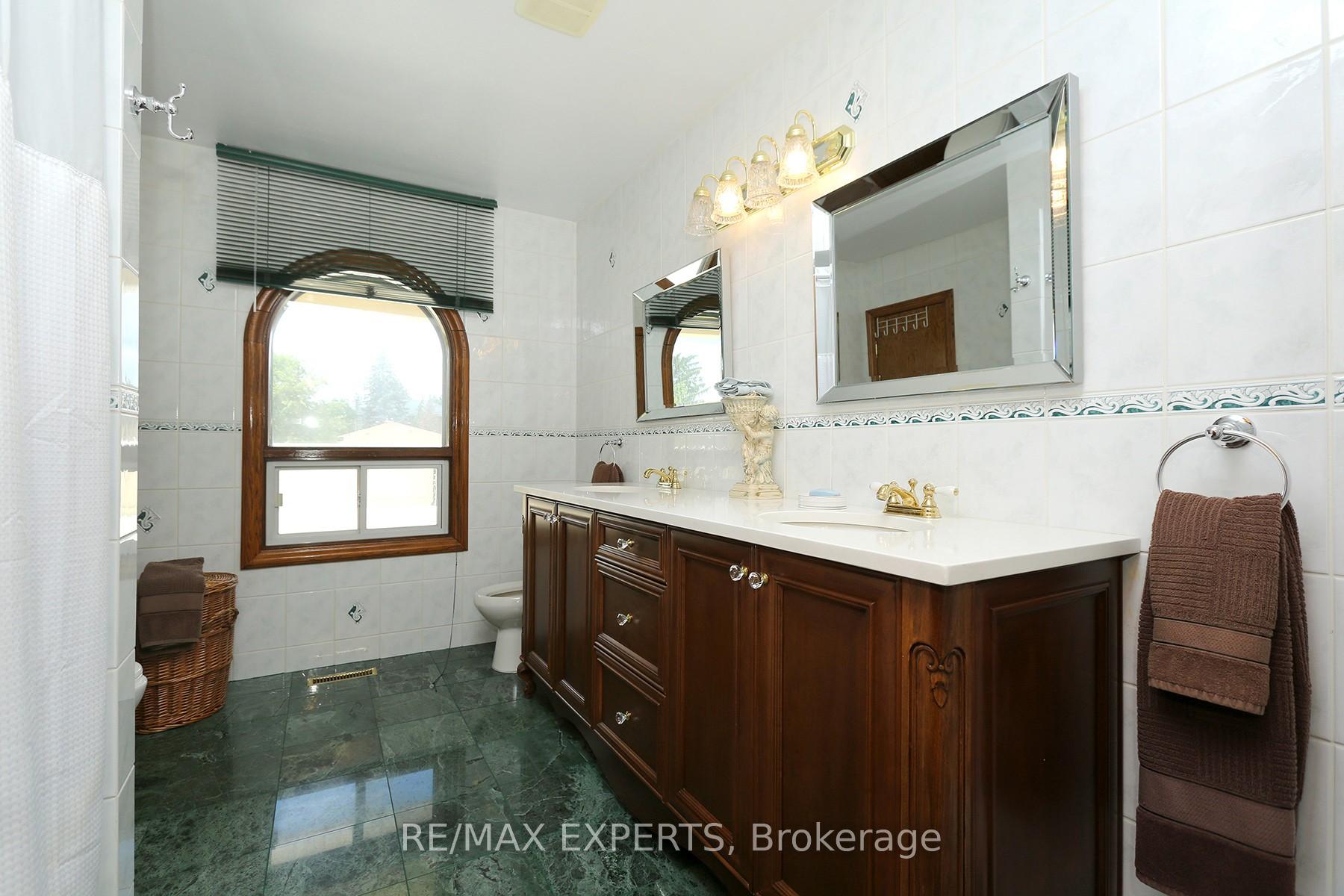 Photo 21 of 57 Francis Street, Vaughan, East Woodbridge — HOMEH