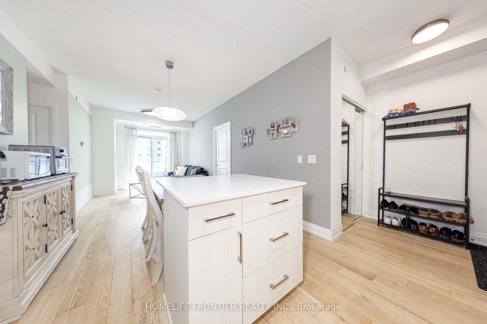 Photo 4 of Unit 629, 591 Sheppard Avenue E, North York, Bayview Village — HOMEH