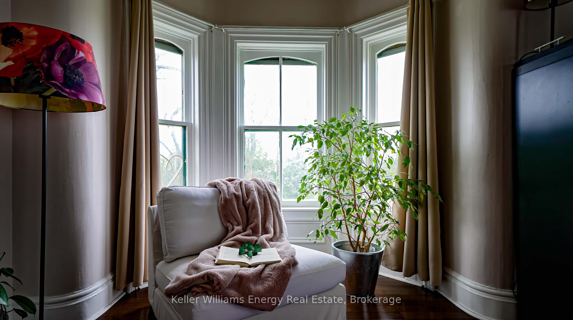 Photo 9 of 1727 County Rd 14, Prince Edward County, Sophiasburg Ward — HOMEH