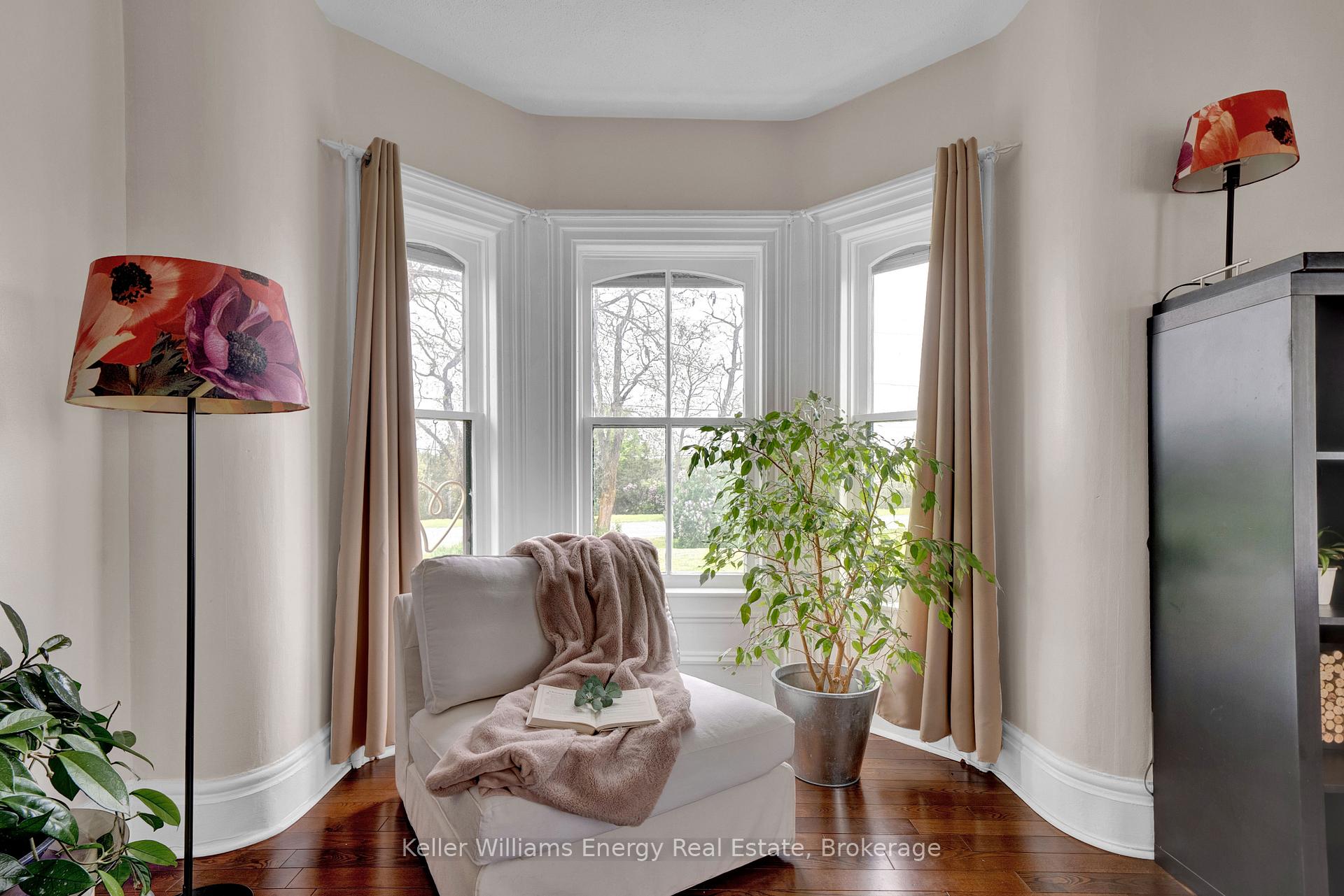 Photo 14 of 1727 County Rd 14, Prince Edward County, Sophiasburg Ward — HOMEH