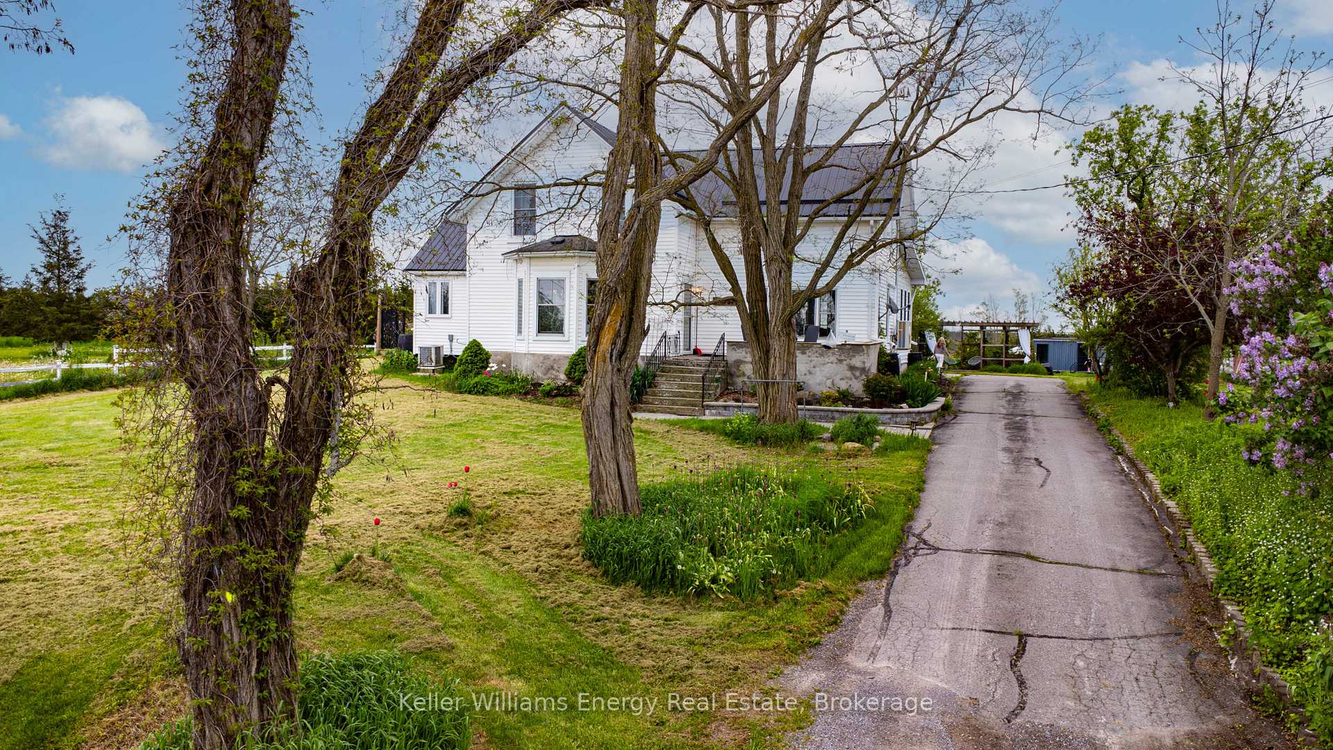 Photo 41 of 1727 County Rd 14, Prince Edward County, Sophiasburg Ward — HOMEH