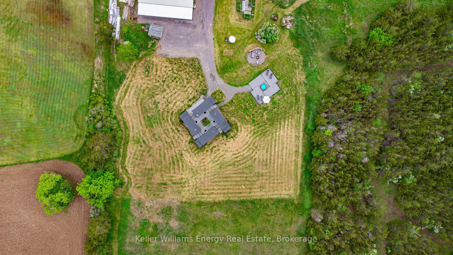 Photo 44 of 1727 County Rd 14, Prince Edward County, Sophiasburg Ward — HOMEH