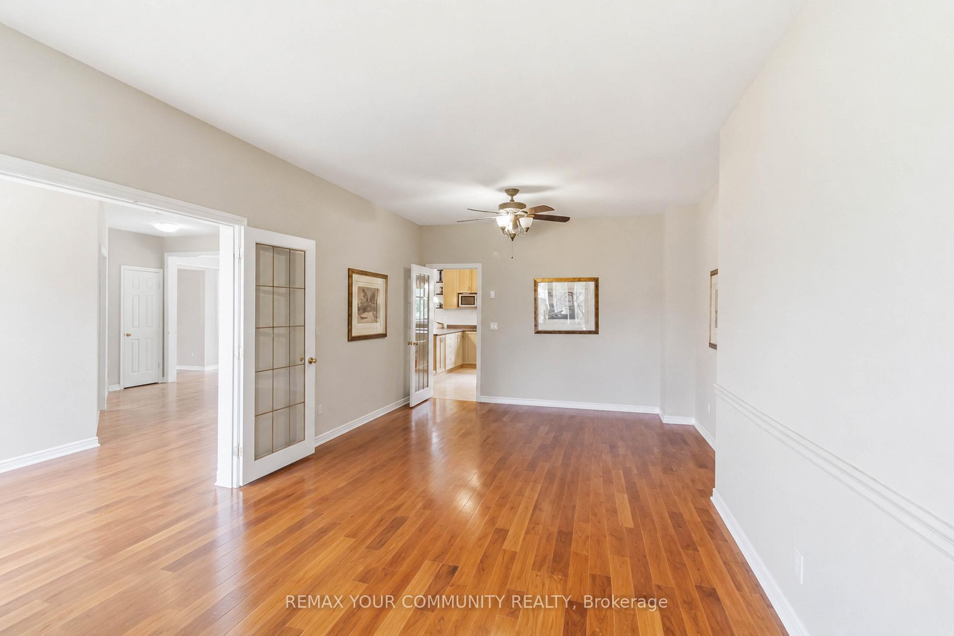 Photo 14 of 40 Hunterwood Chase, Vaughan, Rural Vaughan — HOMEH
