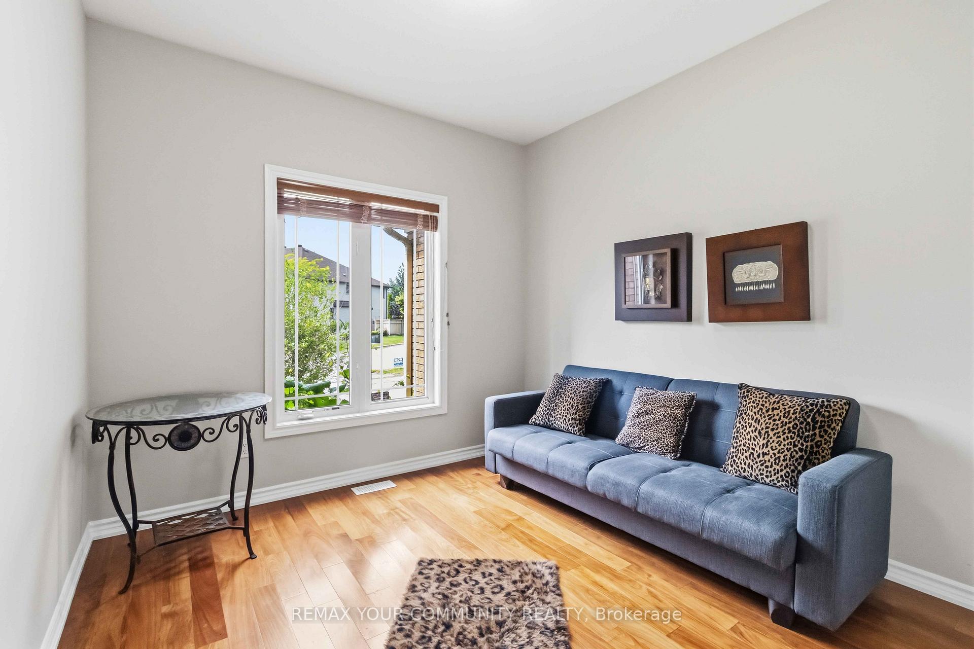 Photo 27 of 40 Hunterwood Chase, Vaughan, Rural Vaughan — HOMEH