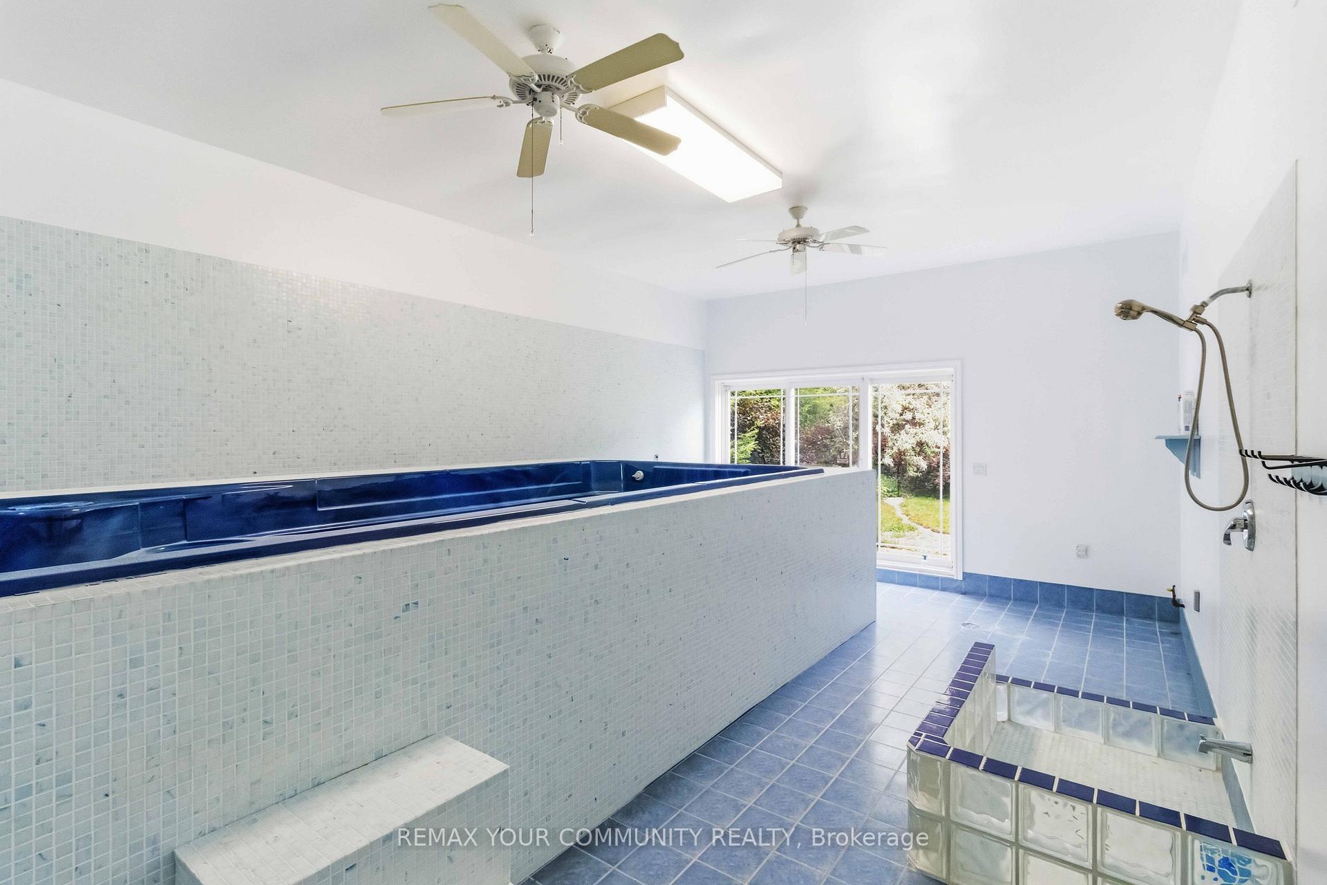 Photo 28 of 40 Hunterwood Chase, Vaughan, Rural Vaughan — HOMEH