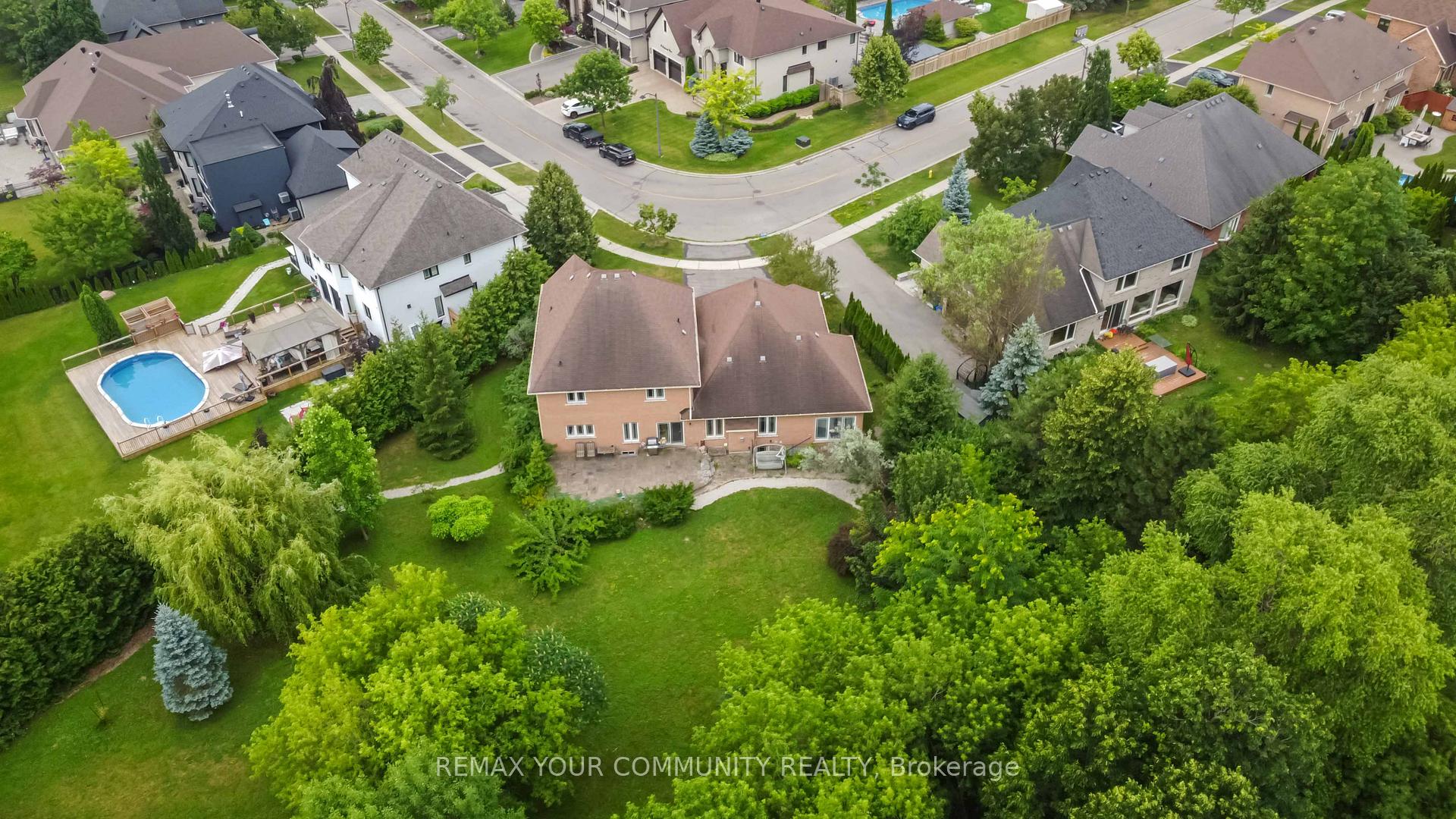 Photo 39 of 40 Hunterwood Chase, Vaughan, Rural Vaughan — HOMEH